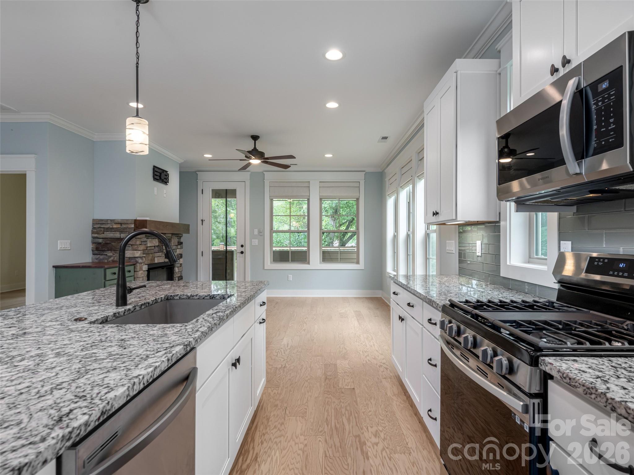 554 Sweet Birch Park Lane Property Photo 15