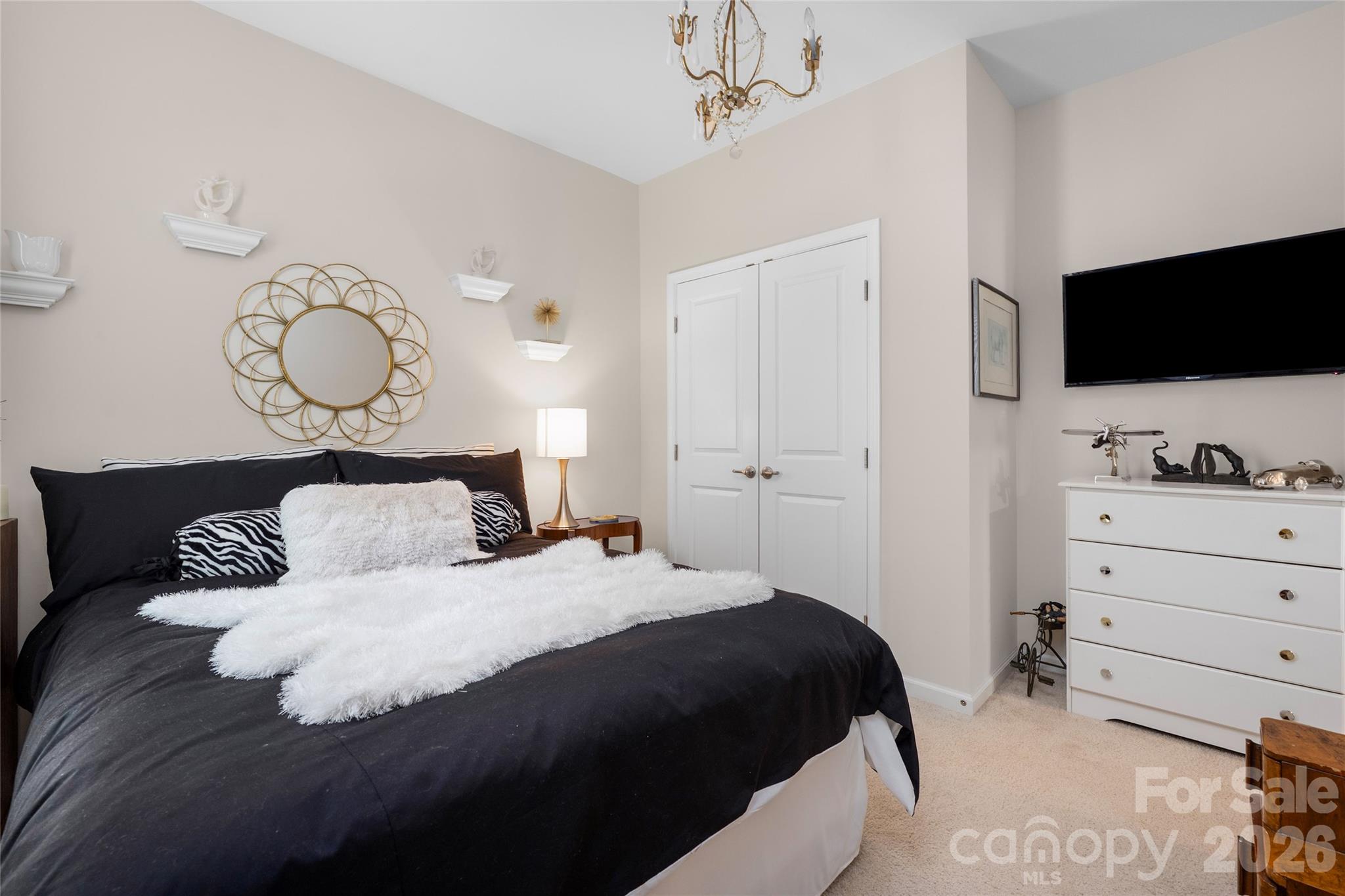 11426 Warfield Avenue Property Photo 22