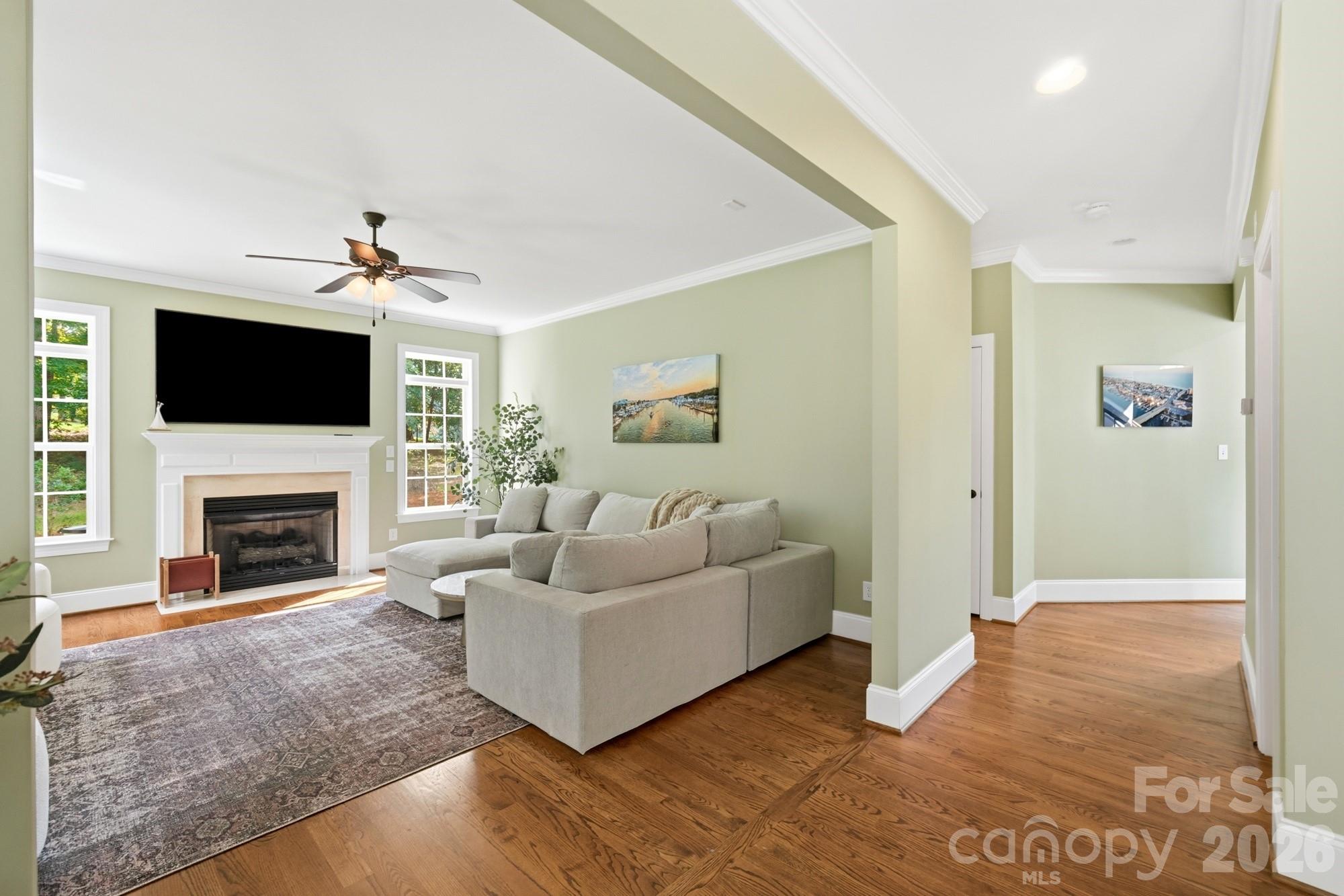 5875 Tipperary Drive Property Photo 8