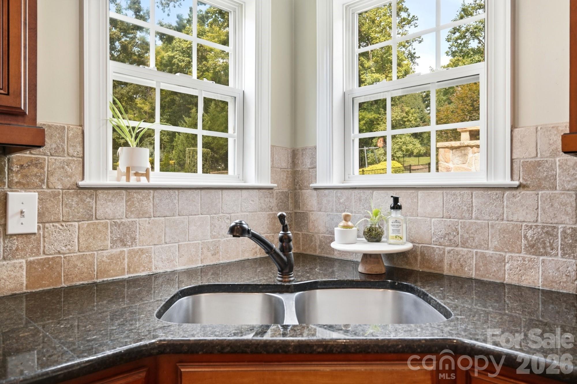 5875 Tipperary Drive Property Photo 17