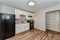 307 Hoskins Mill Lane D Property Photo 10