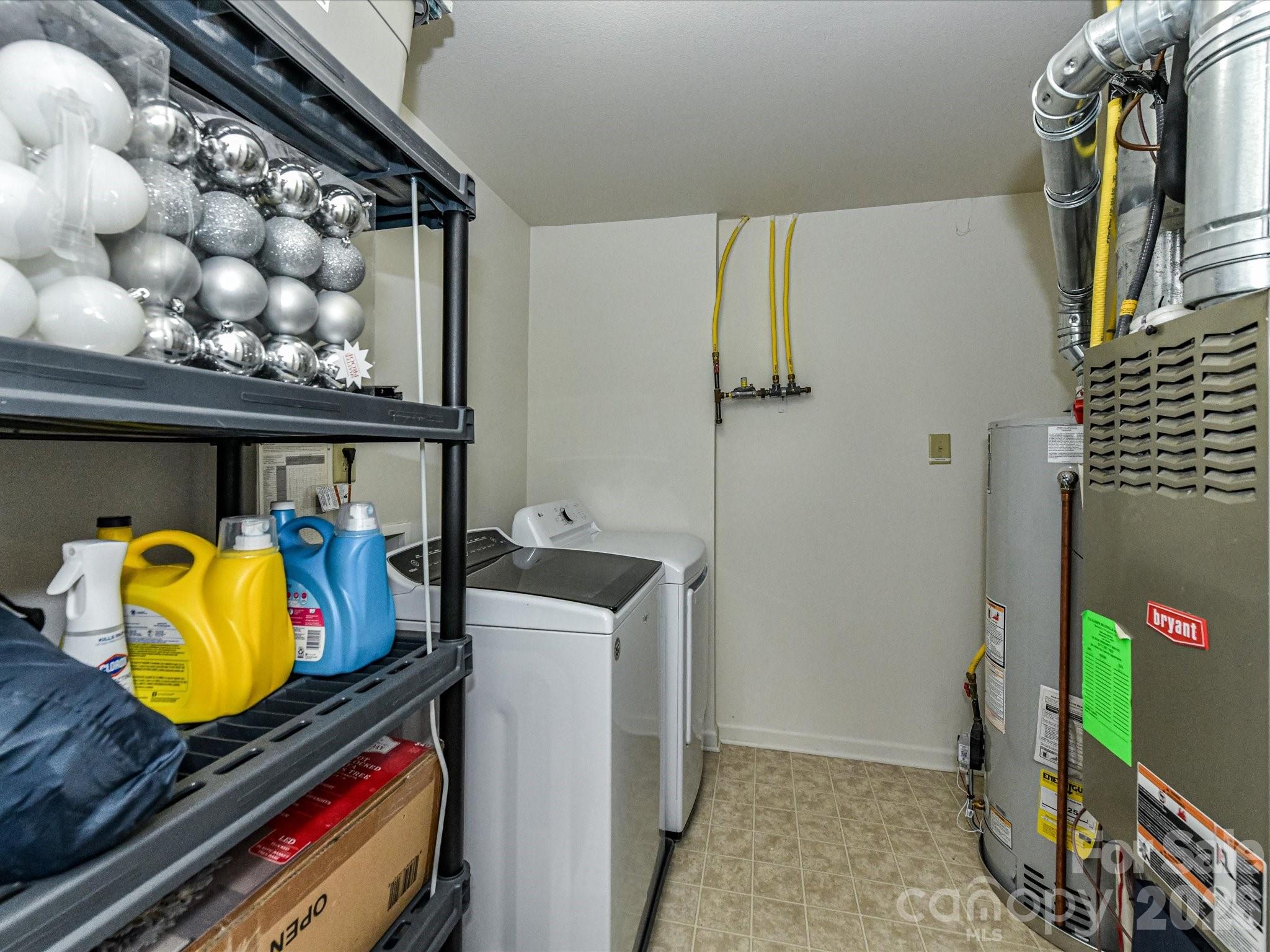 404 Inverness Lane Property Photo 39