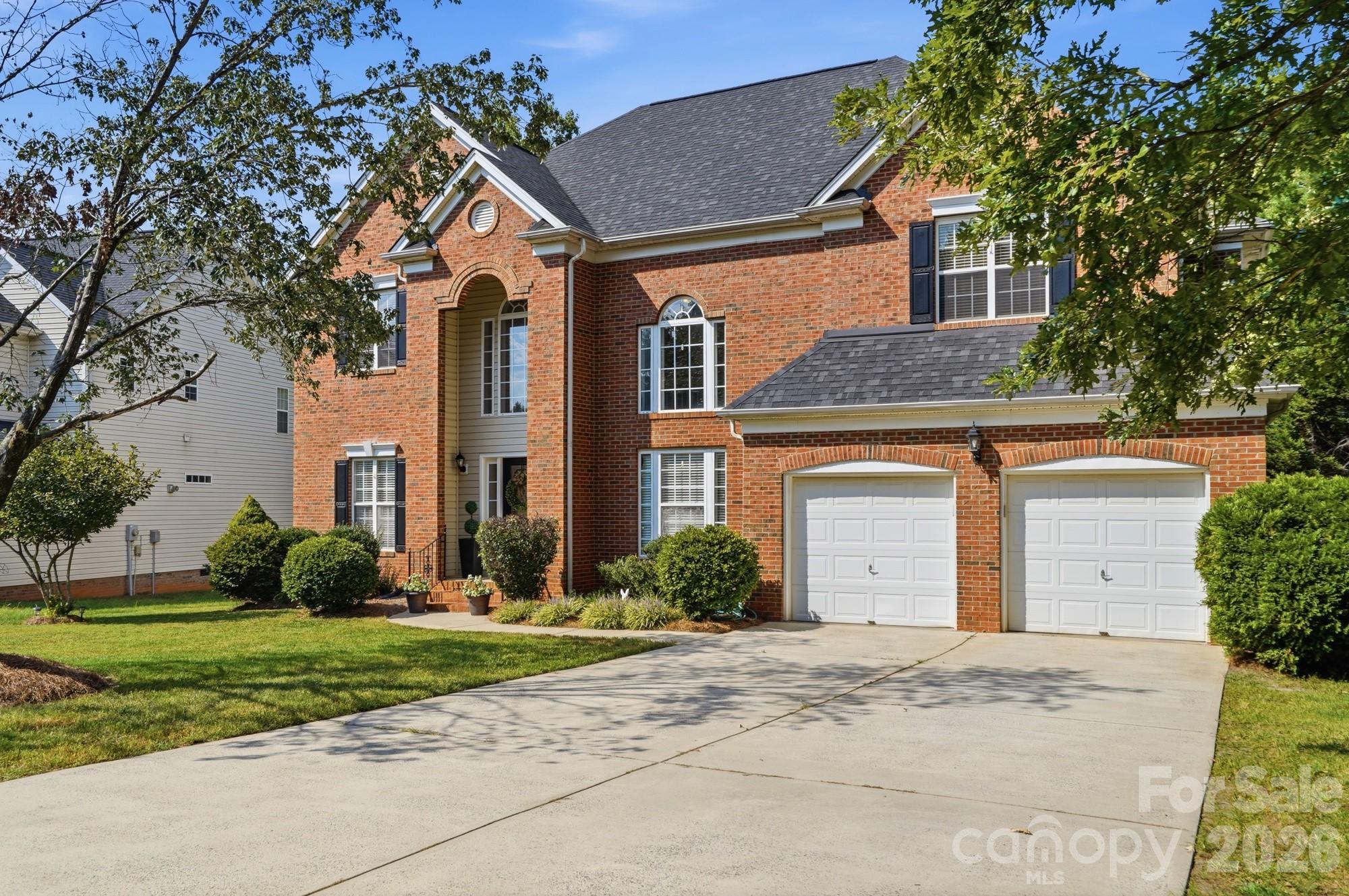 12424 Tantallon Court Property Photo 2