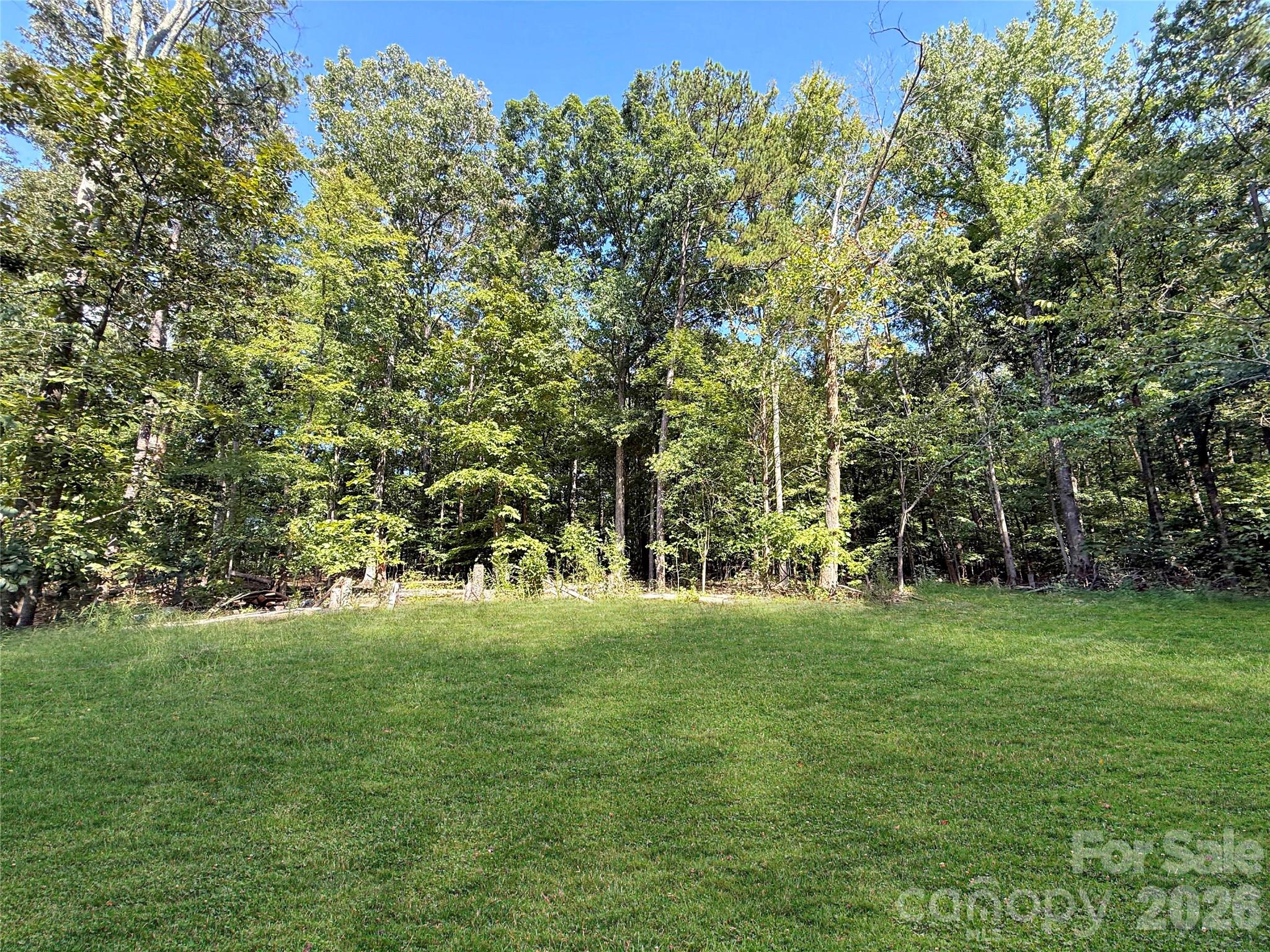 2540 Sam Newell Road Property Photo 2
