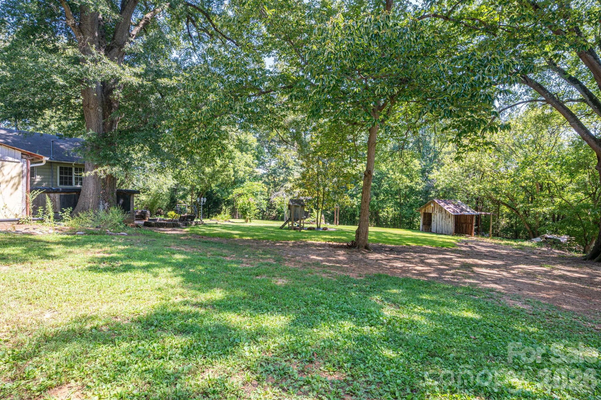 301 Belt Drive Property Photo 6