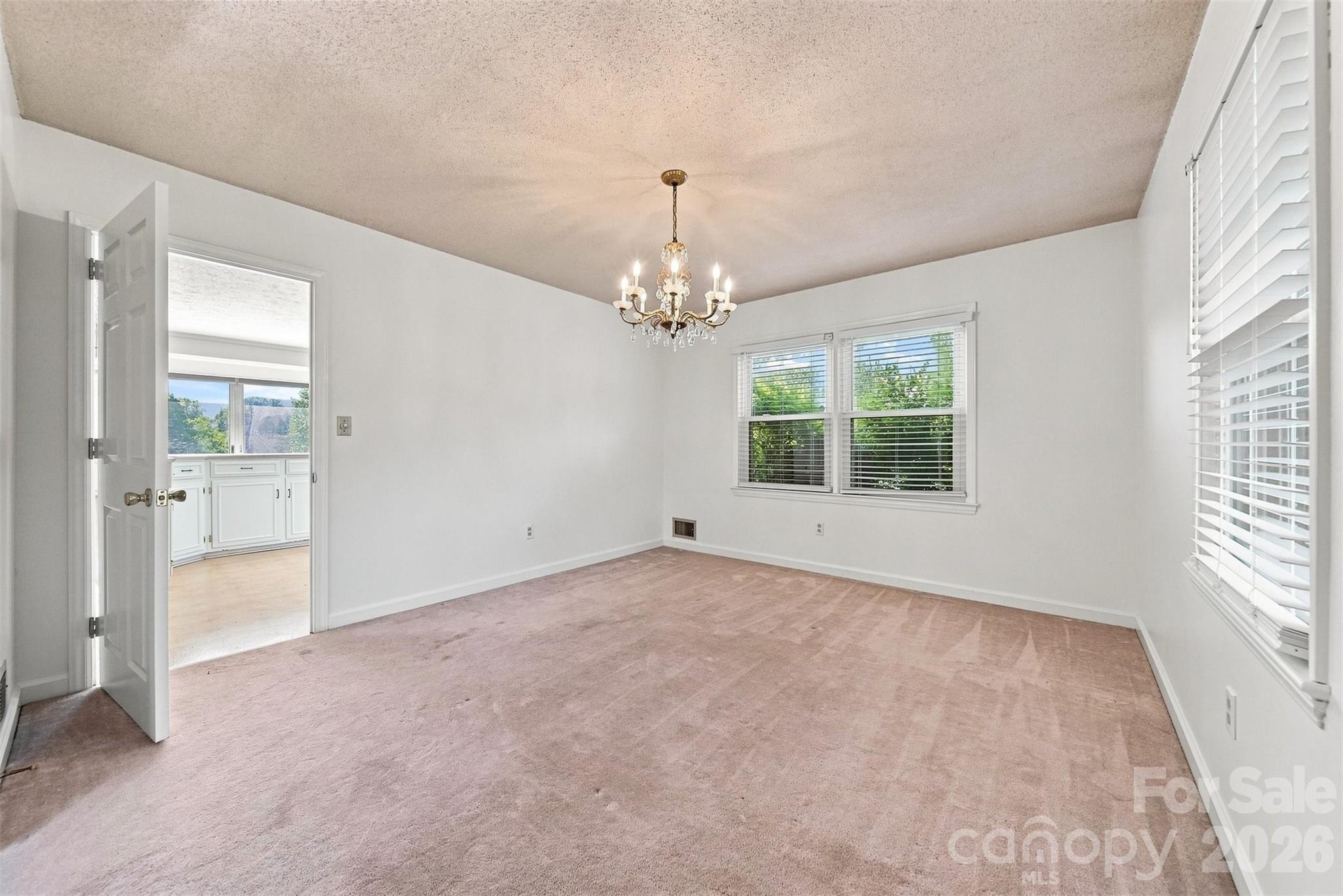 2796 Lakeview Drive Property Photo 14