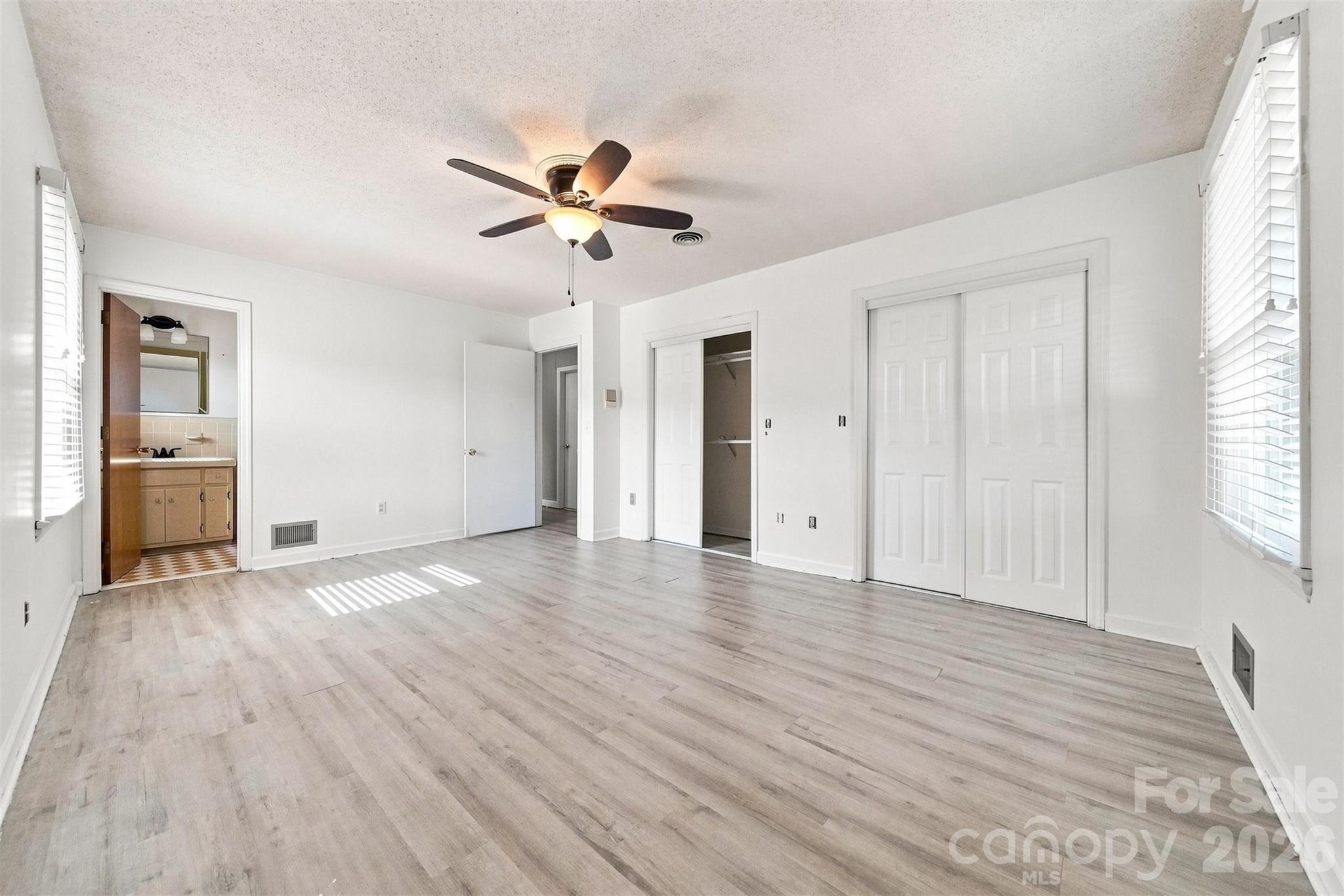 2796 Lakeview Drive Property Photo 18