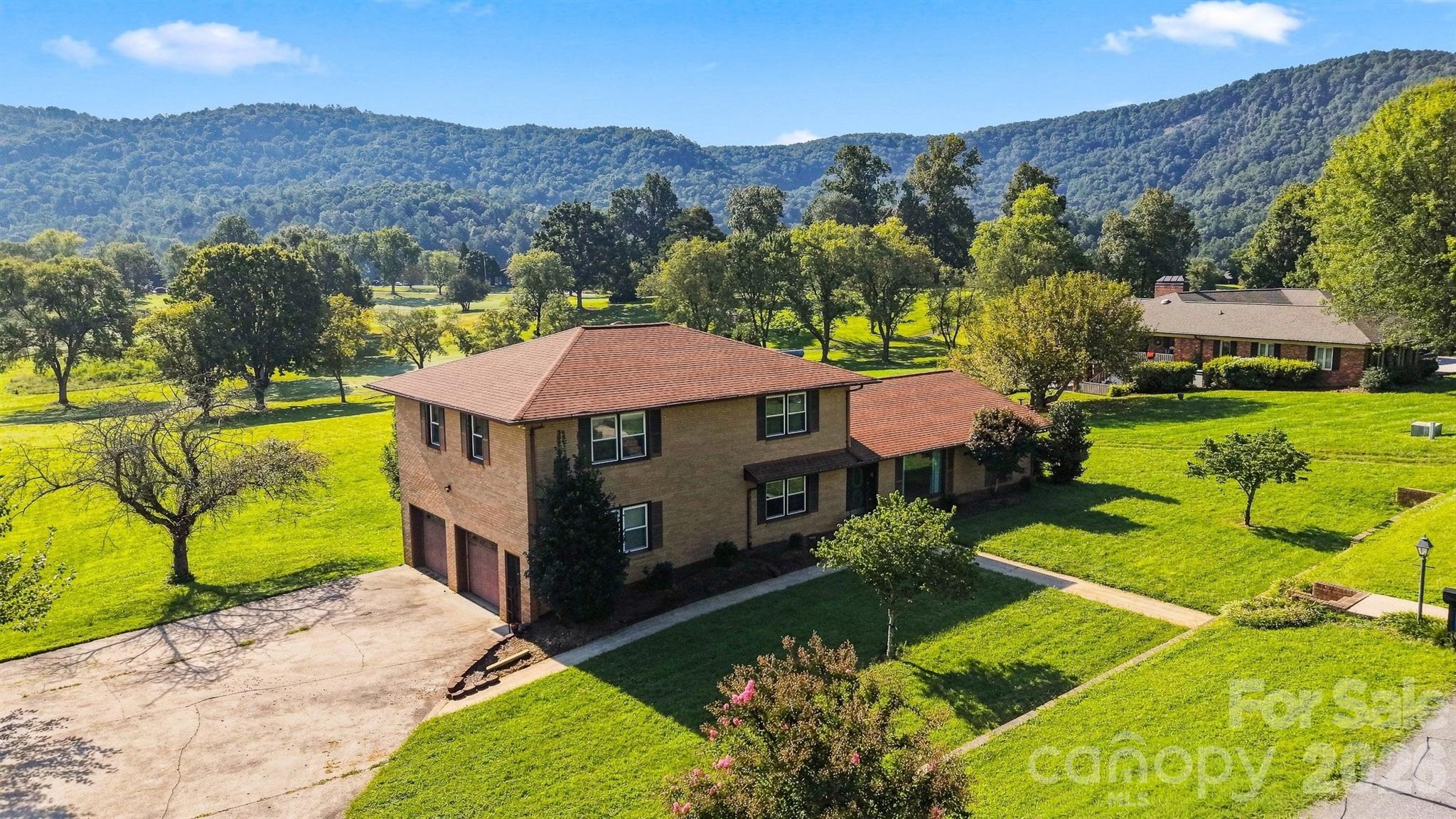 2796 Lakeview Drive Property Photo 41