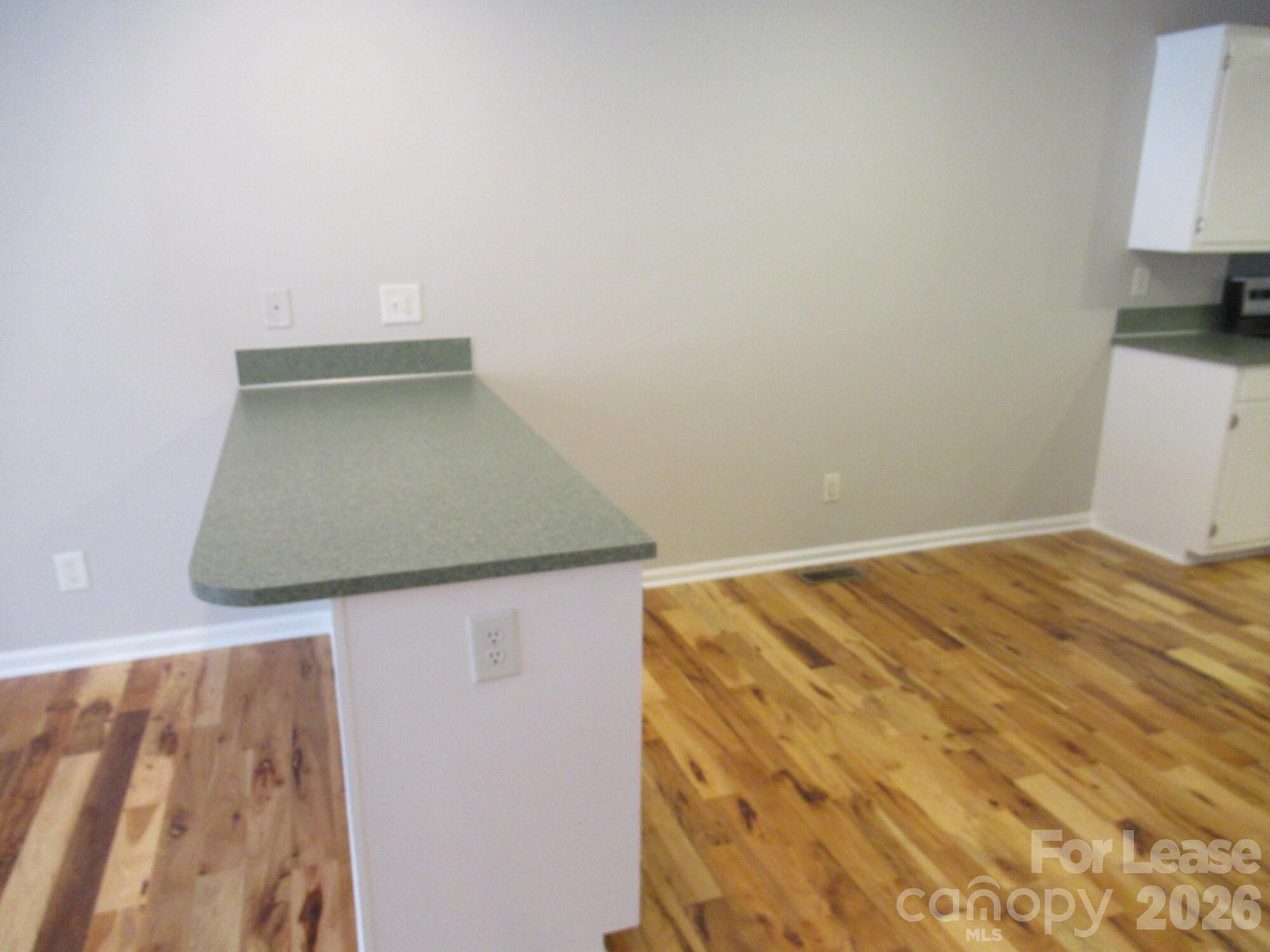 820 Horseshoe Lake Road Property Photo 8