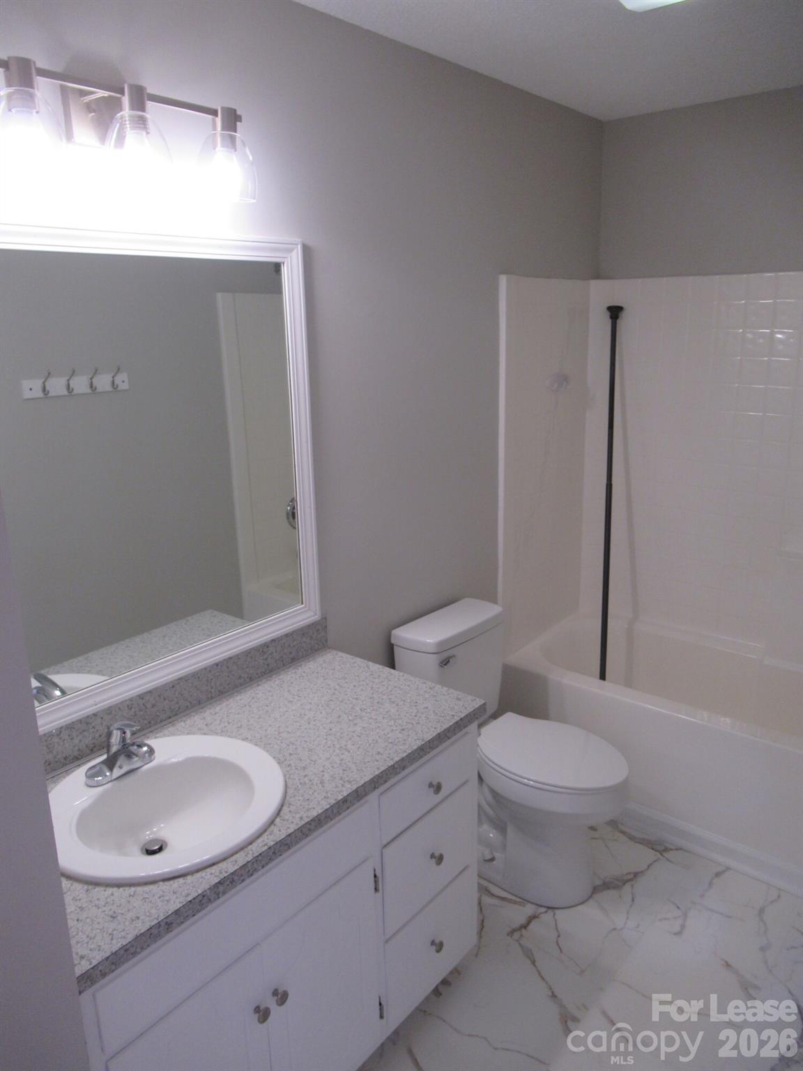 820 Horseshoe Lake Road Property Photo 11
