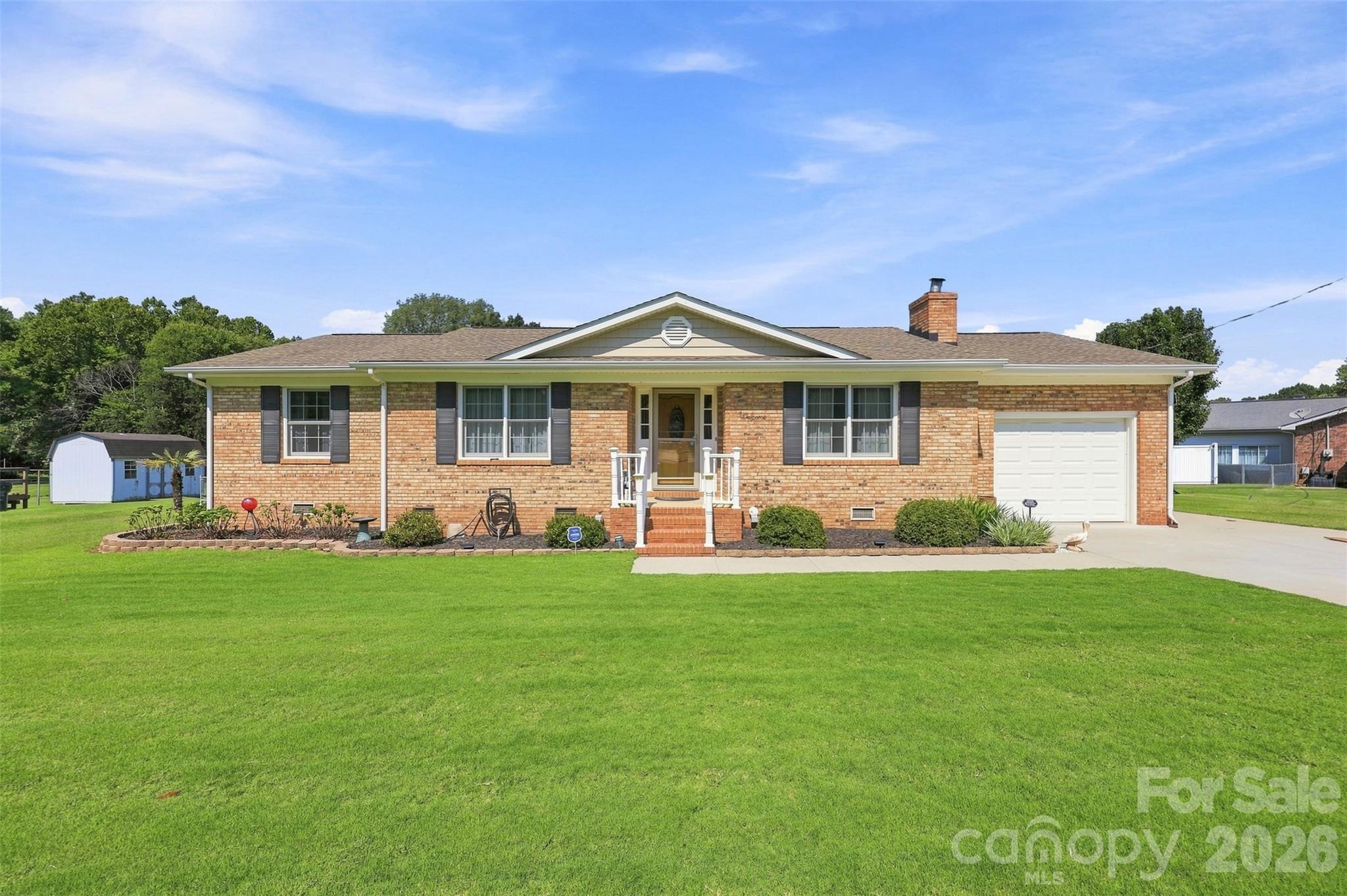 6591 Weldon Circle Property Photo 1