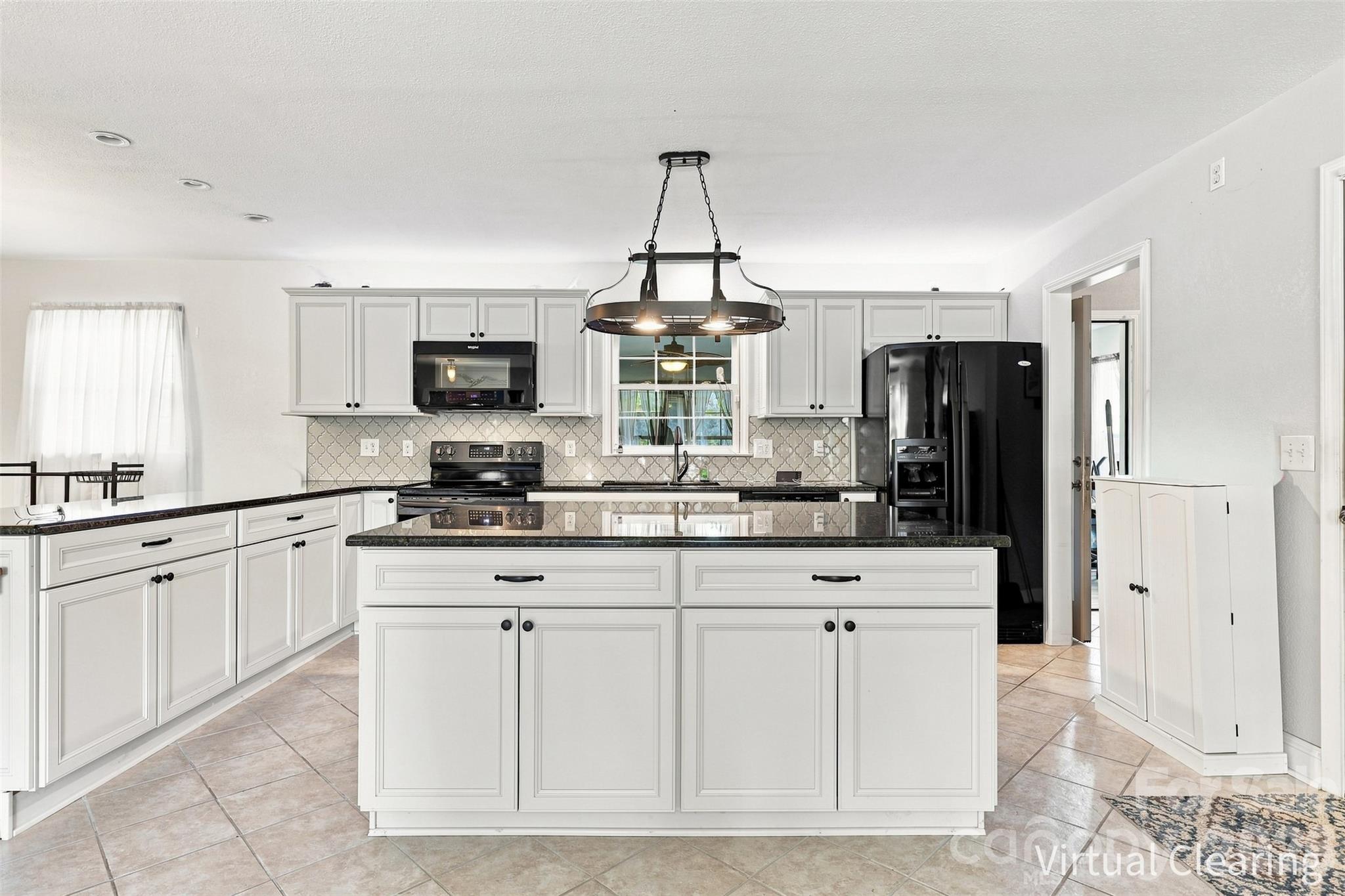 6591 Weldon Circle Property Photo 8