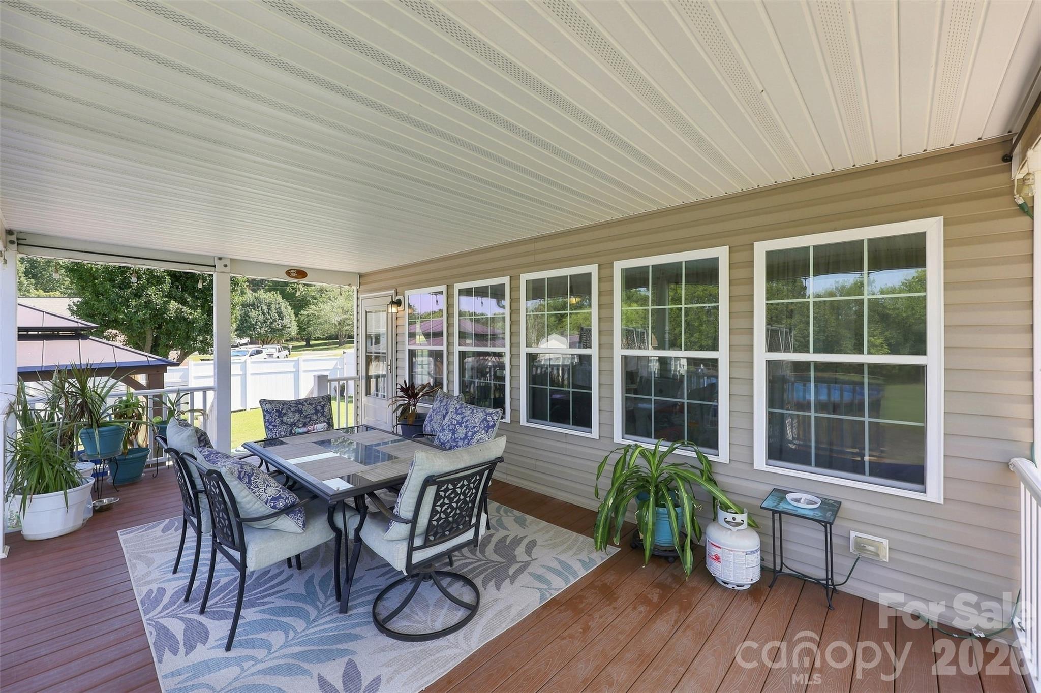 6591 Weldon Circle Property Photo 27