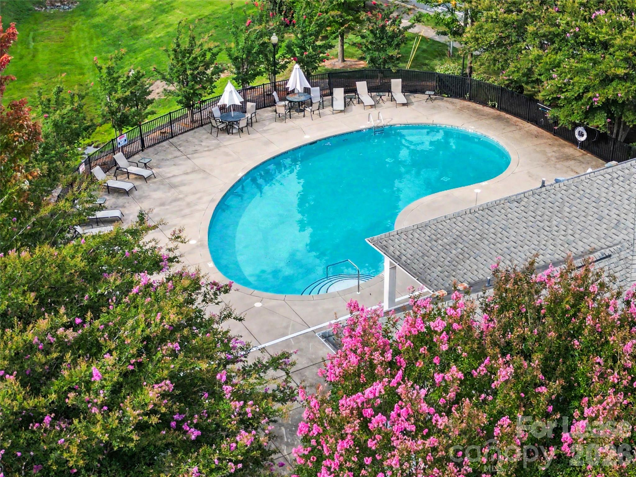 4420113 Property Photo 28