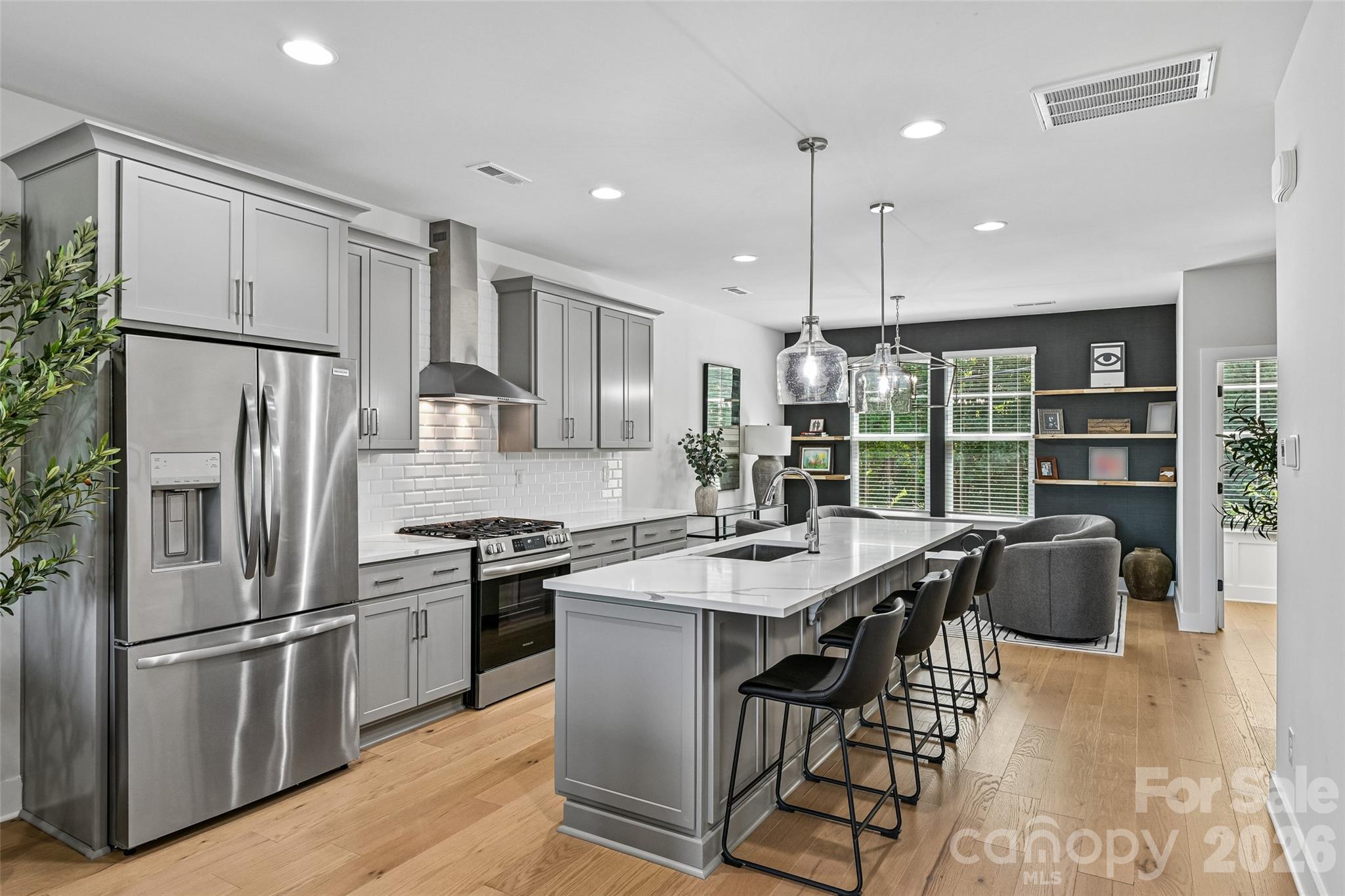 739 Beaty Street Property Photo 7