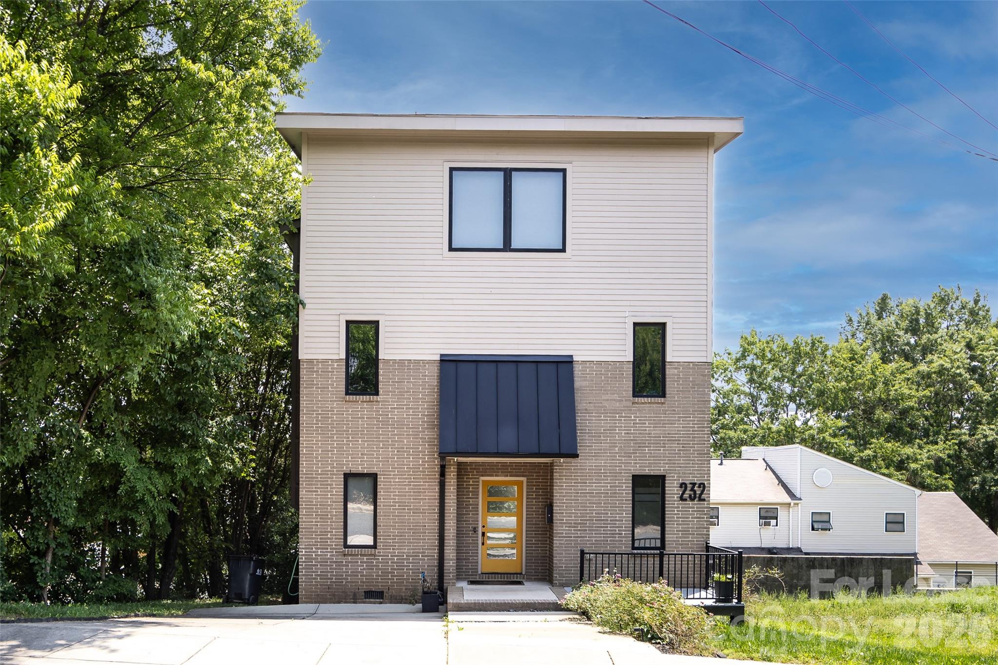 232 Flint Street Property Photo 1