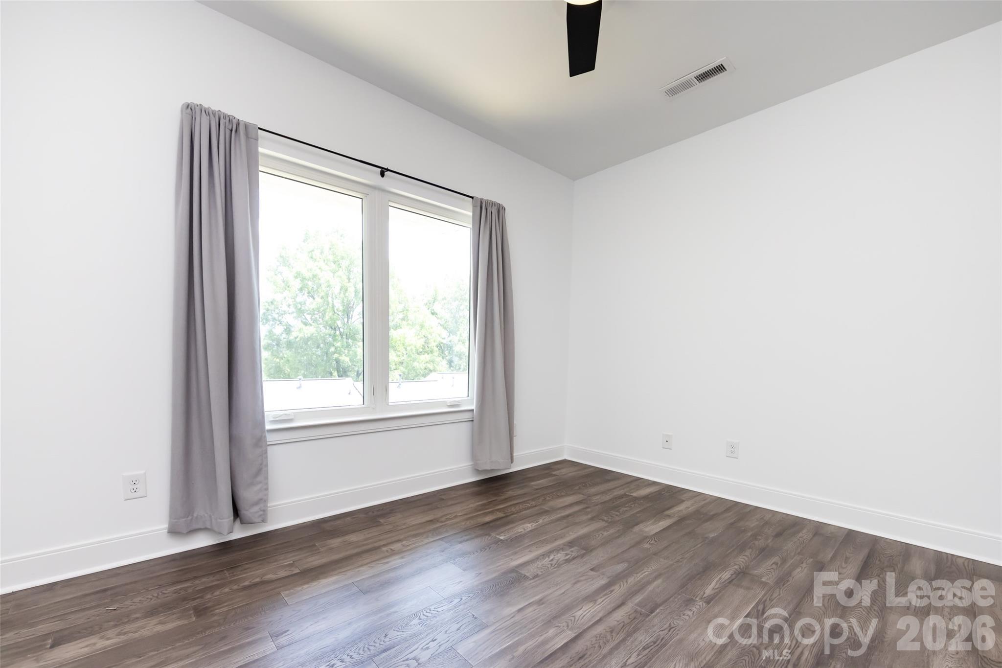 232 Flint Street Property Photo 23