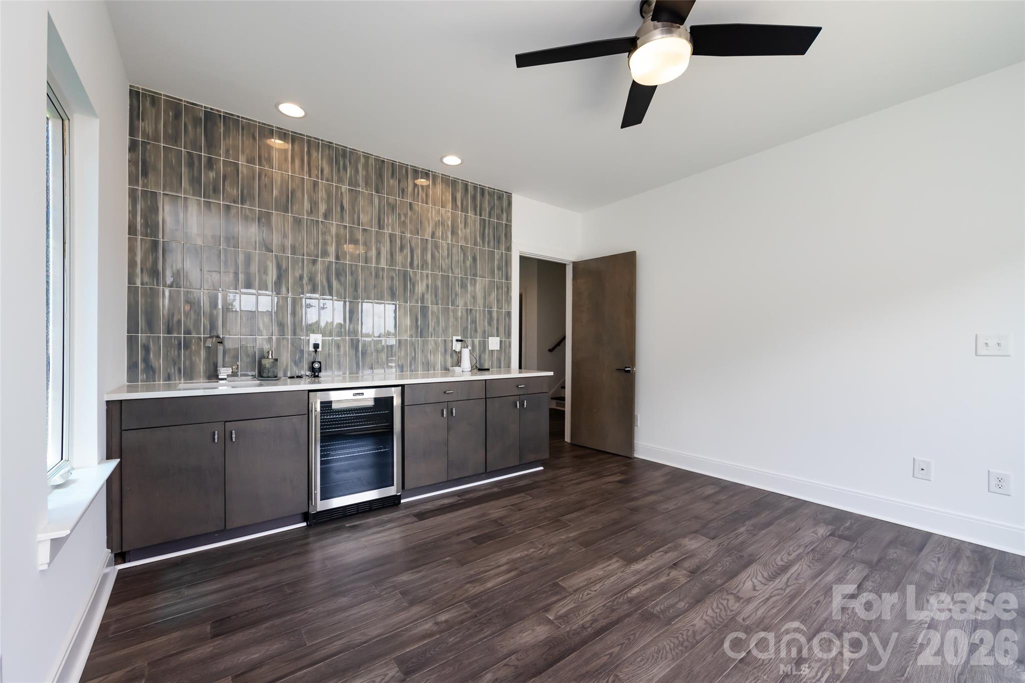 232 Flint Street Property Photo 27