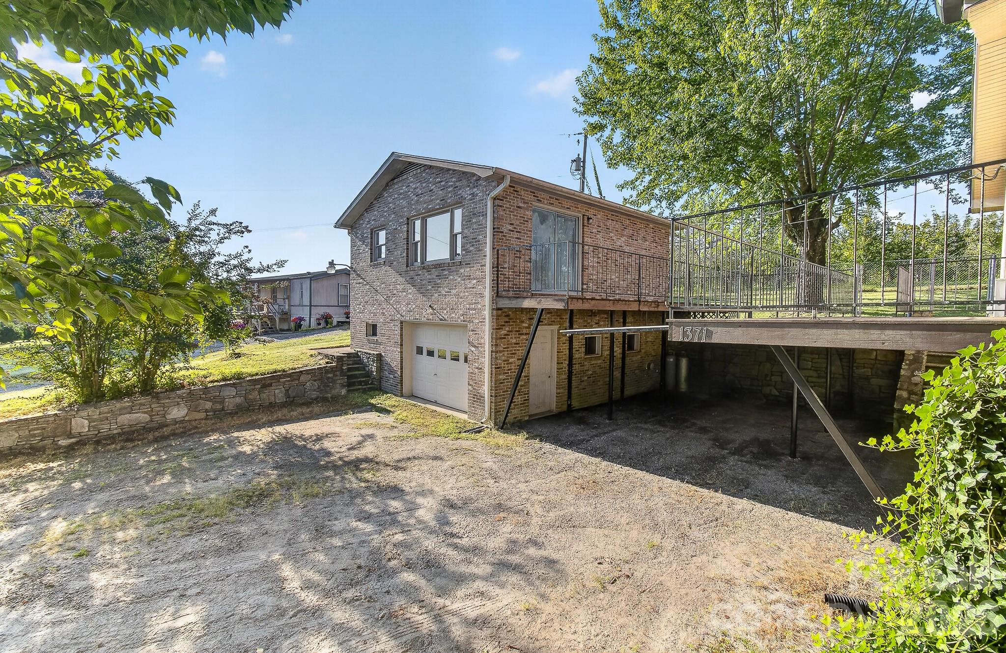 1371 Jackson Loop Road Property Photo 19