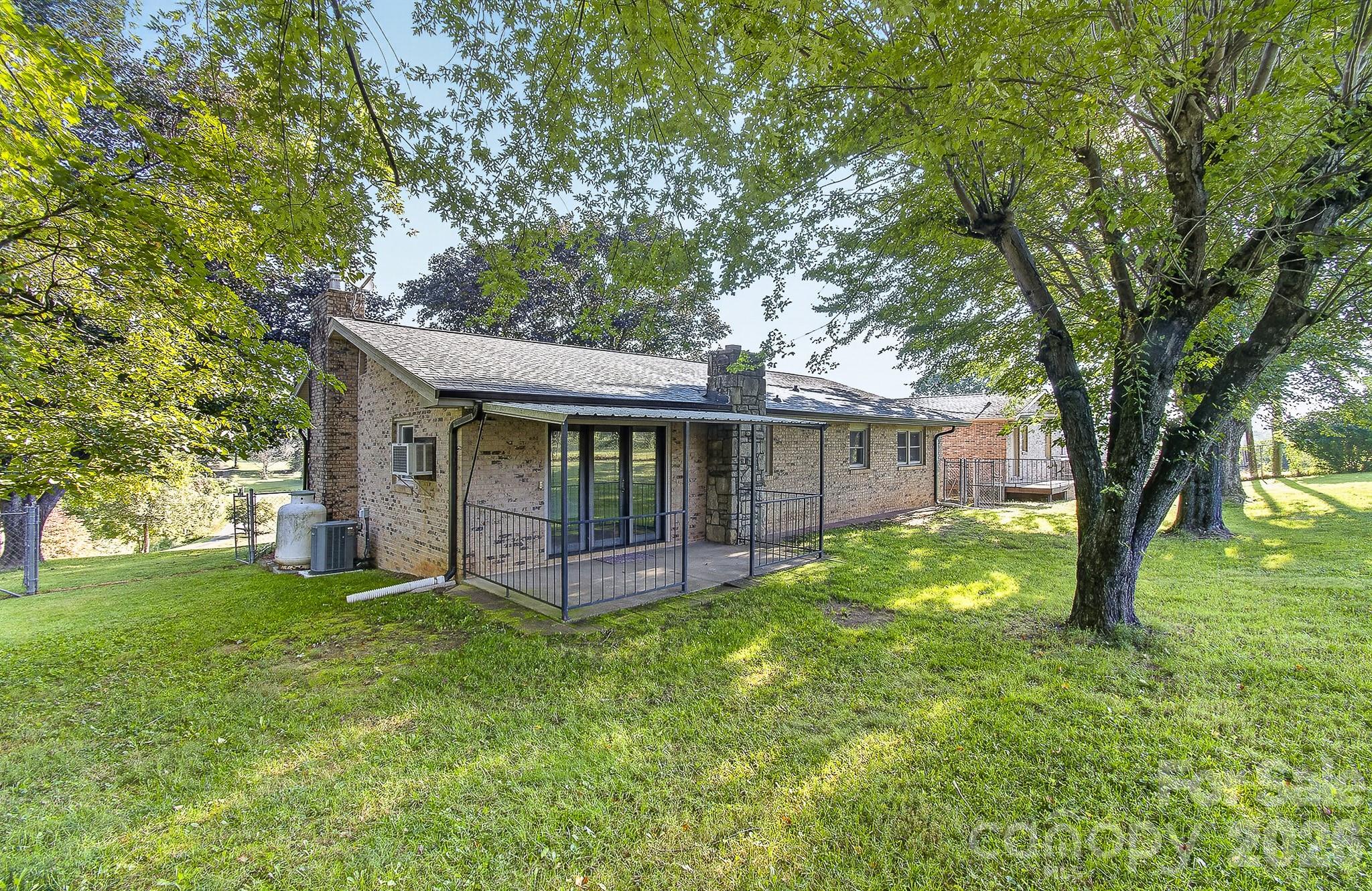 1371 Jackson Loop Road Property Photo 23