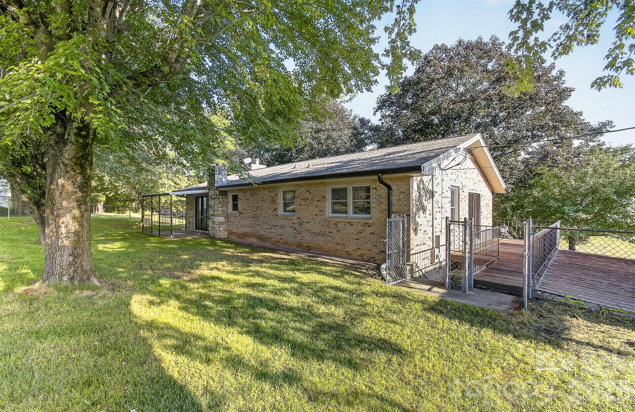 1371 Jackson Loop Road Property Photo 24
