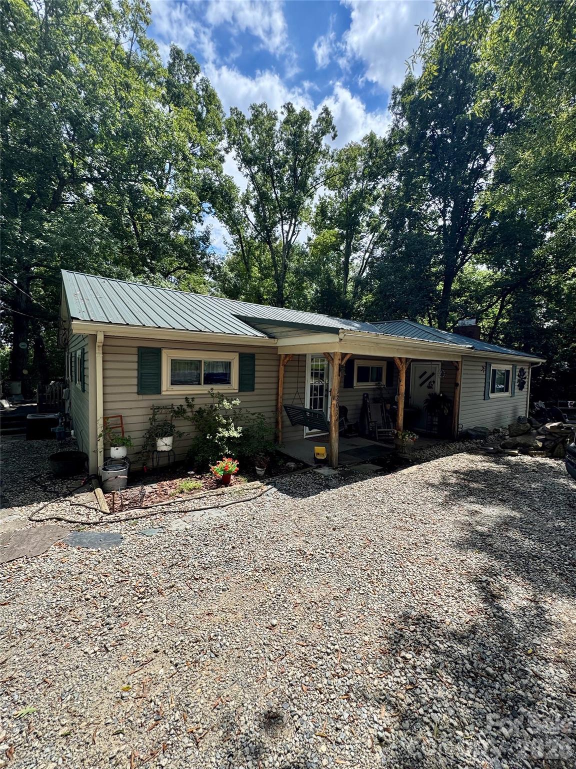12034 Asbury Chapel Road Property Photo 1