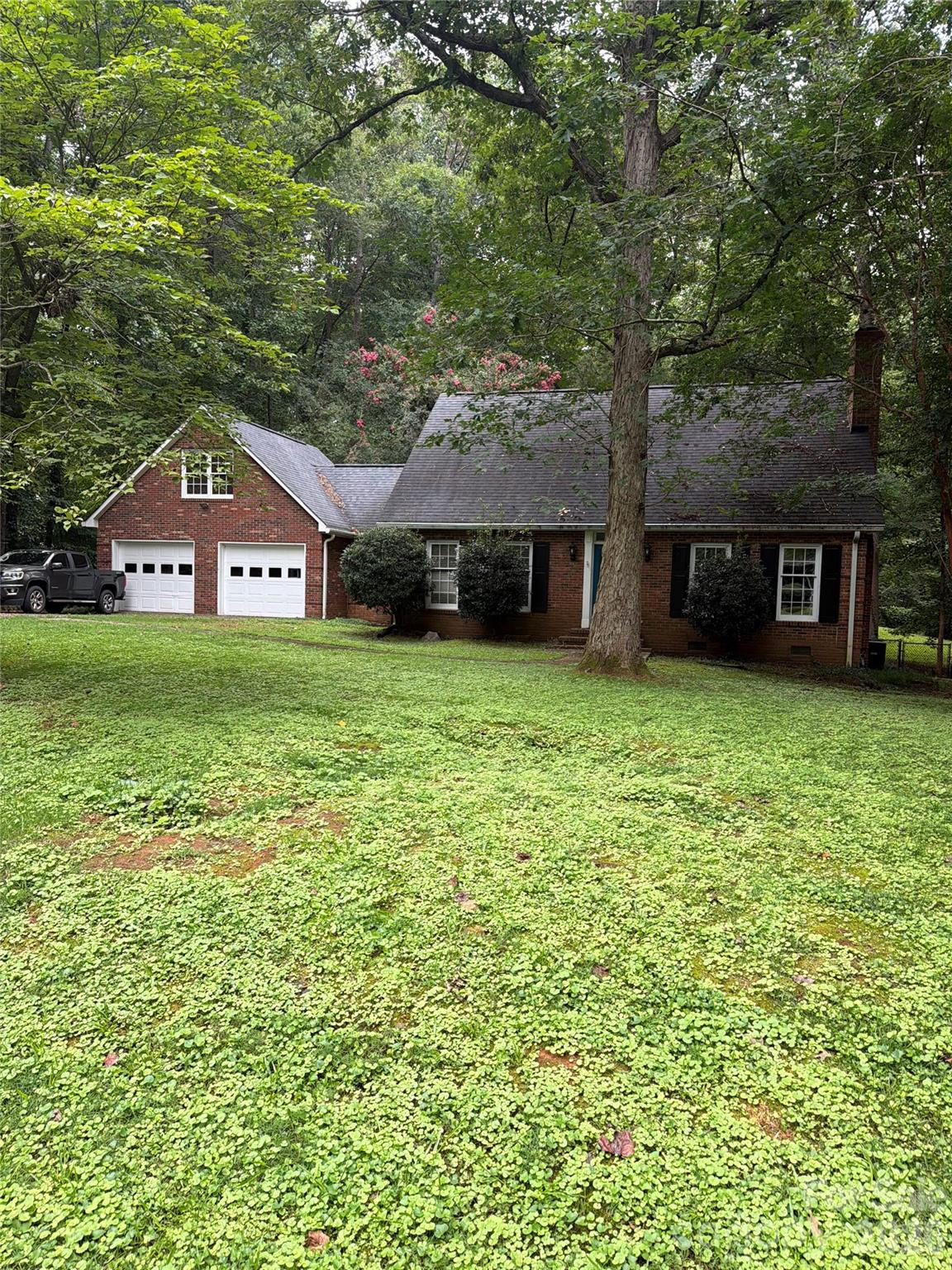 2156 Olde Creek Road Property Photo 1