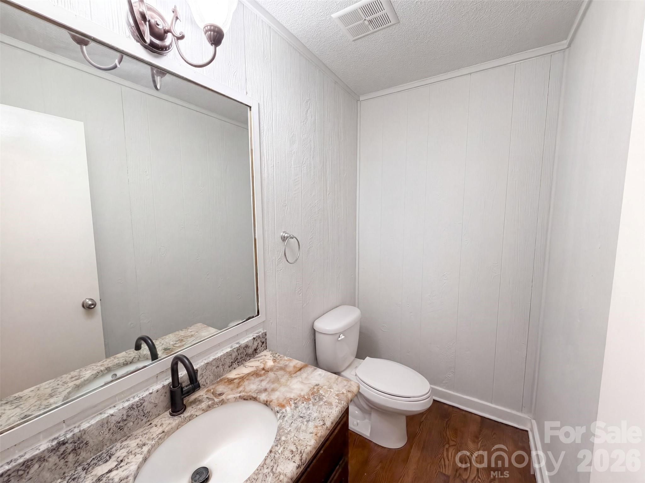 4614 Hickory Grove Road Property Photo 12
