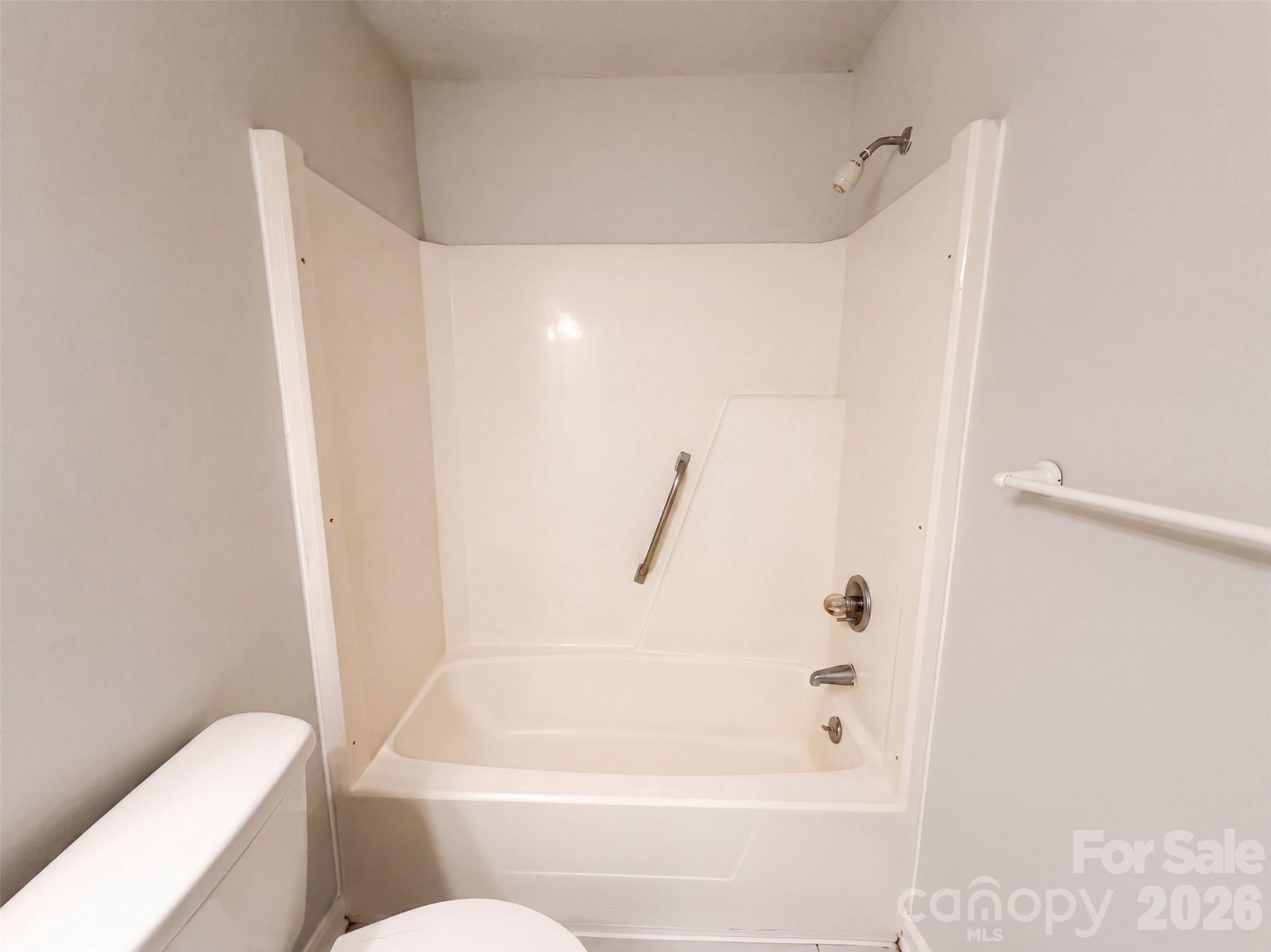 4614 Hickory Grove Road Property Photo 13