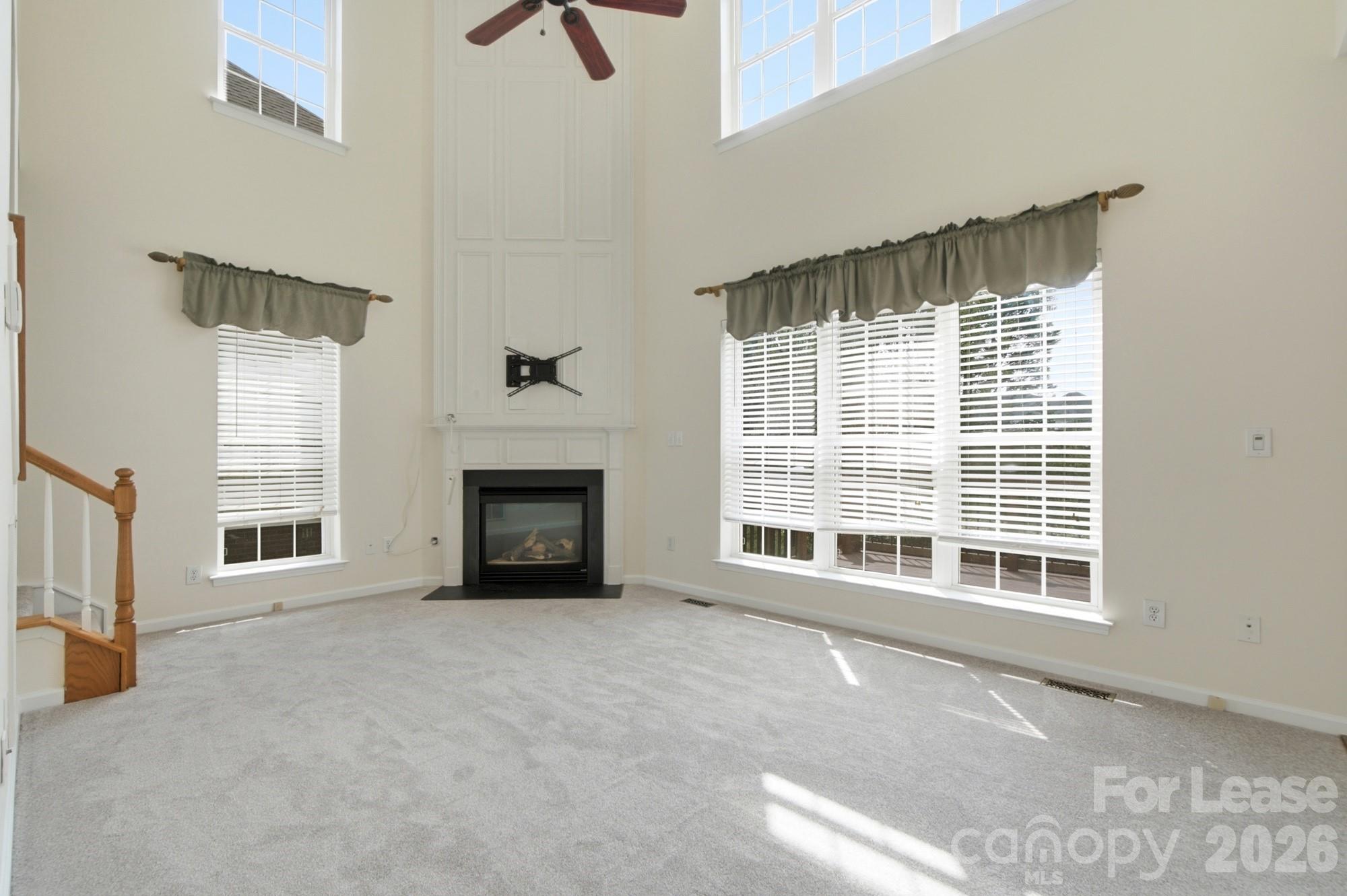 16903 Hampton Trace Road Property Photo 4