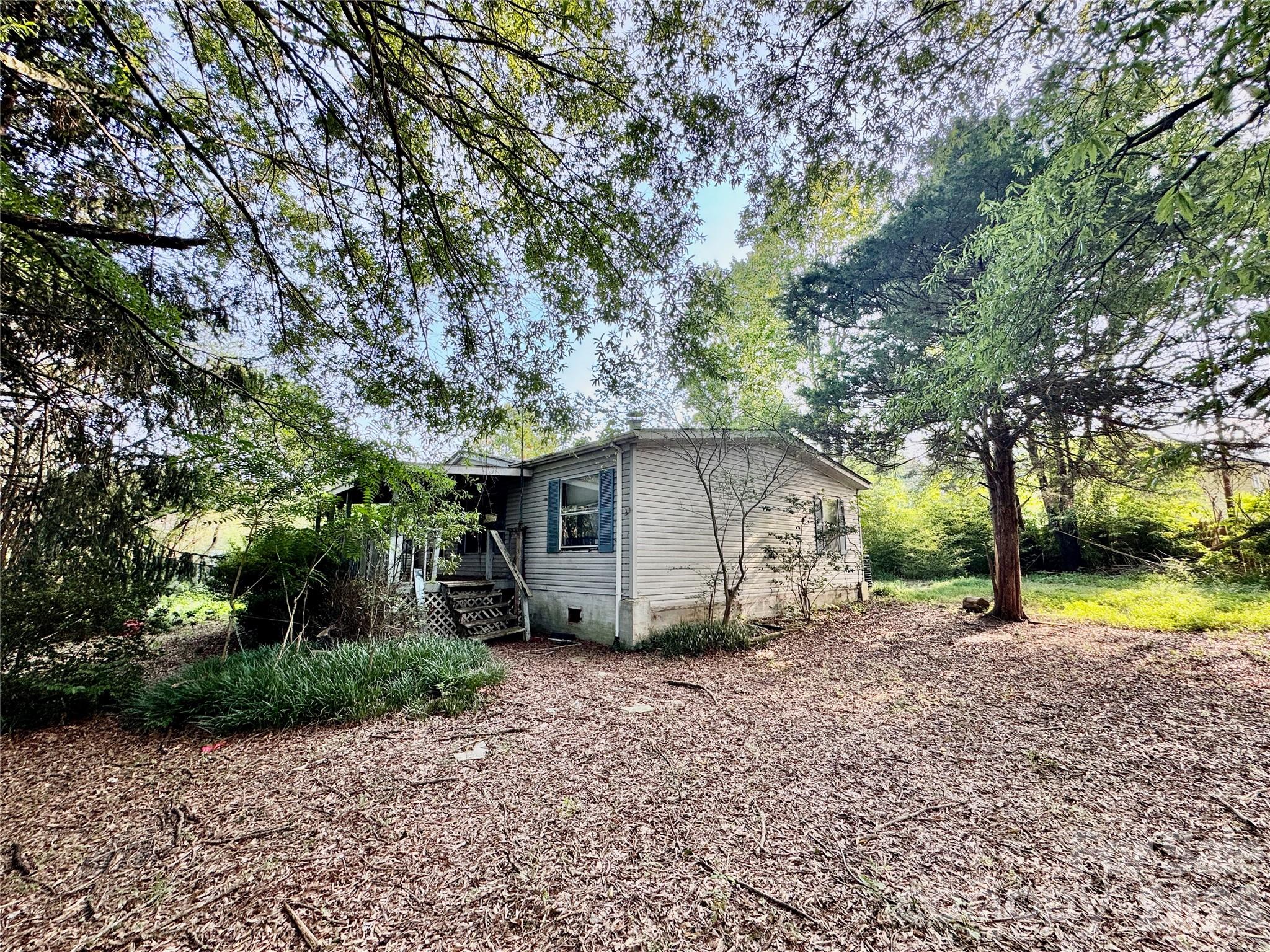 1104 Stage Coach Trail Property Photo 2