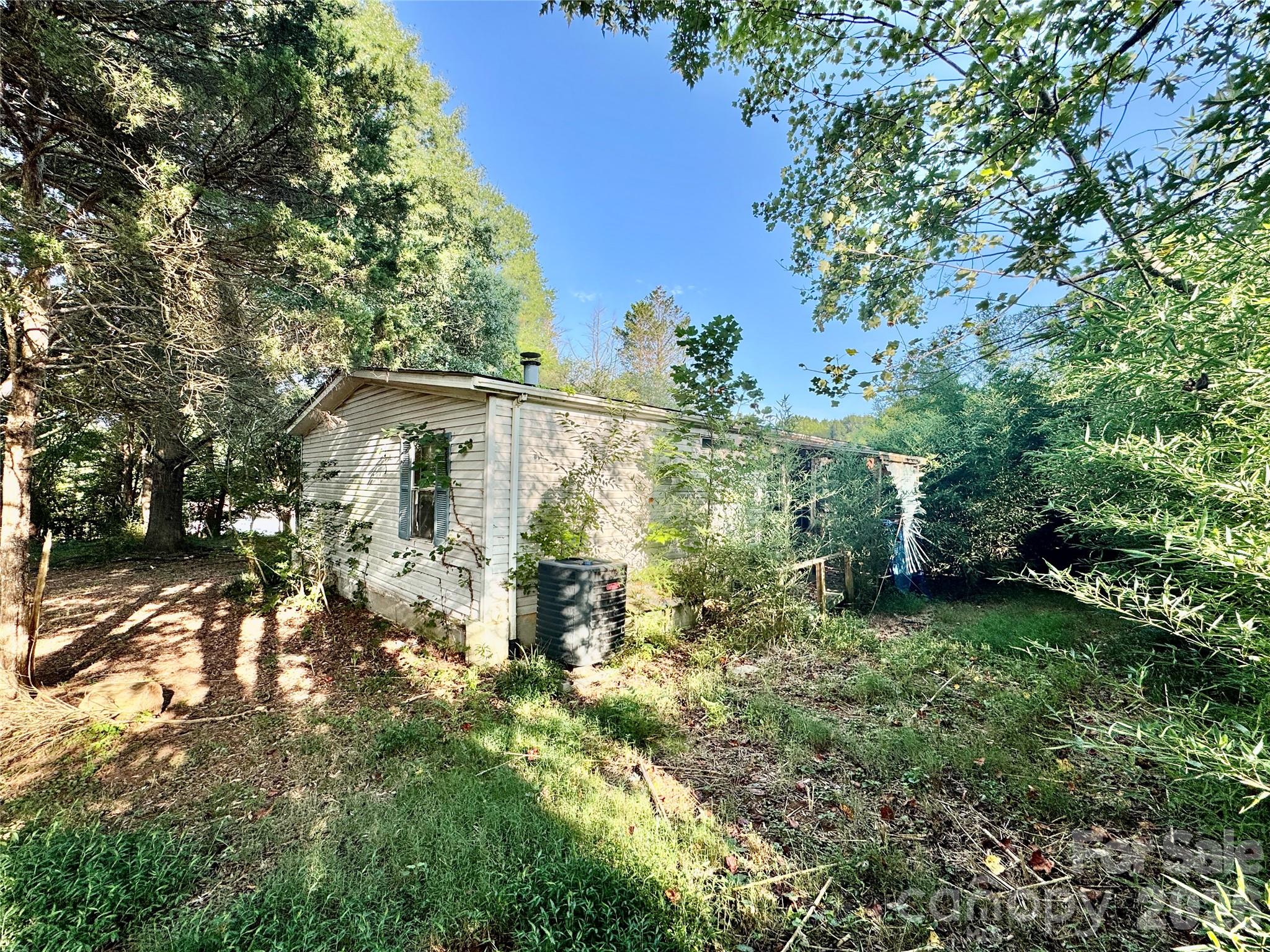 1104 Stage Coach Trail Property Photo 5