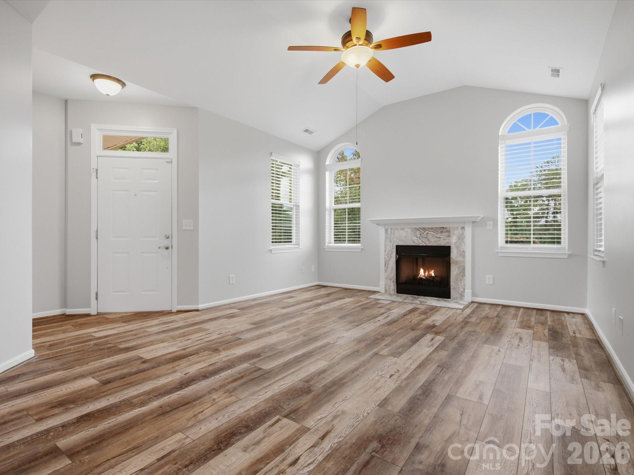 868 Ledgestone Court Property Photo 9
