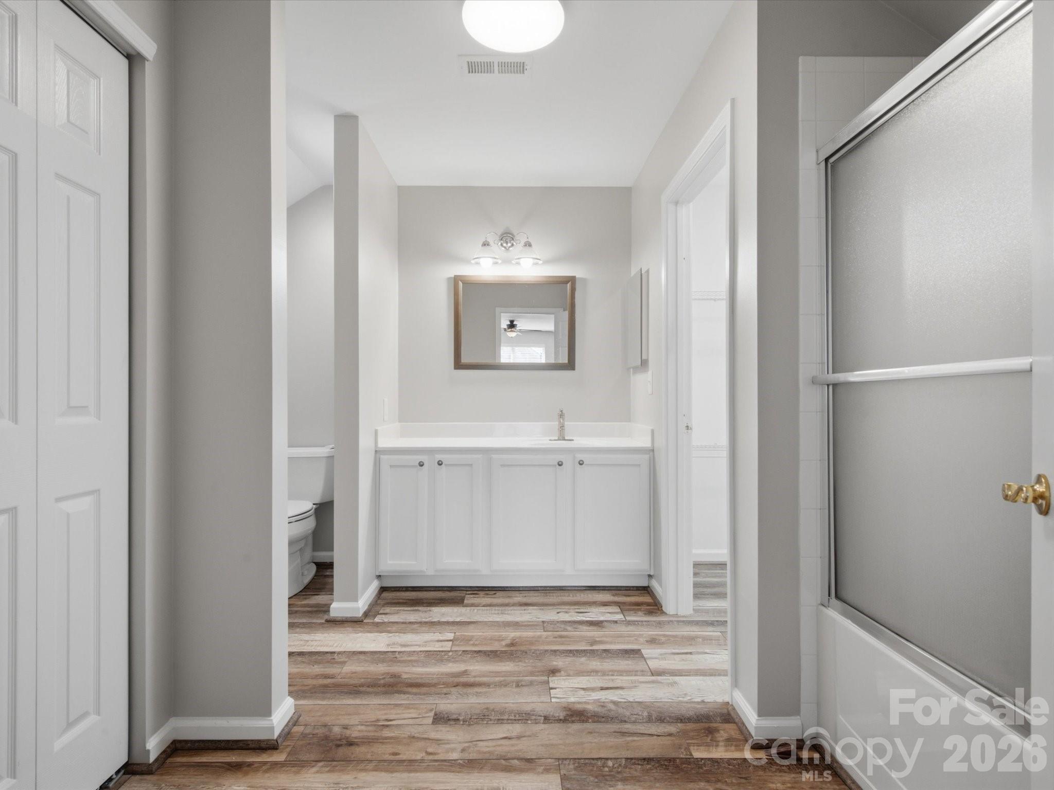 868 Ledgestone Court Property Photo 27
