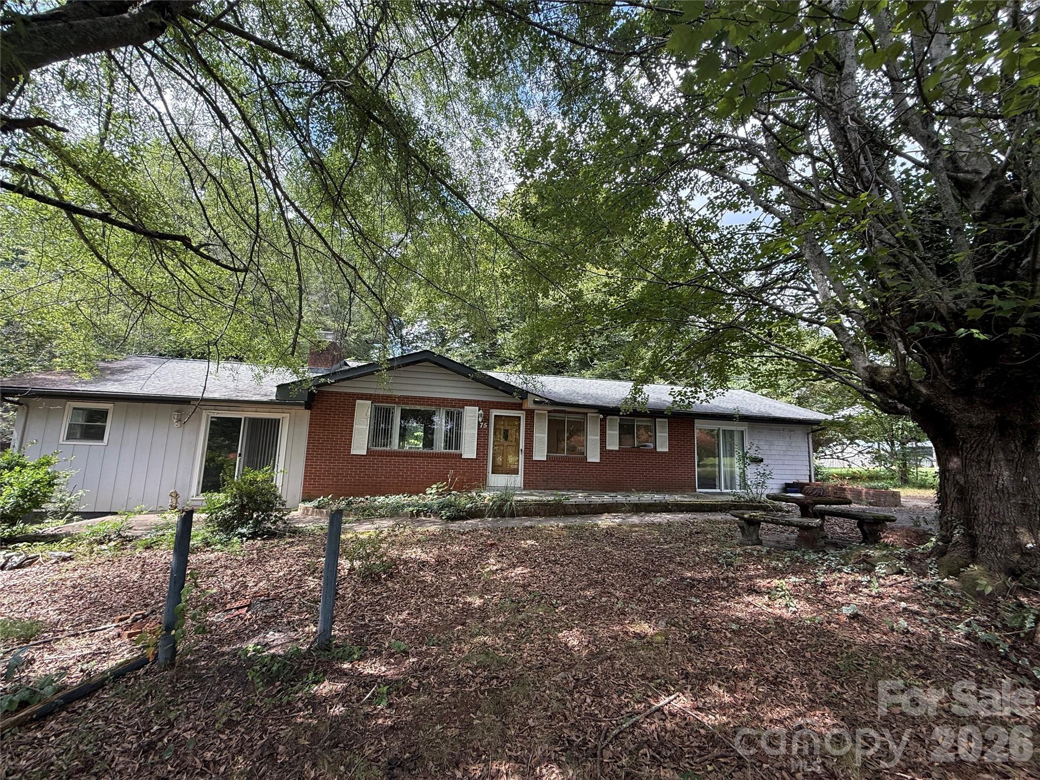 75 Enchantment Circle Property Photo 1