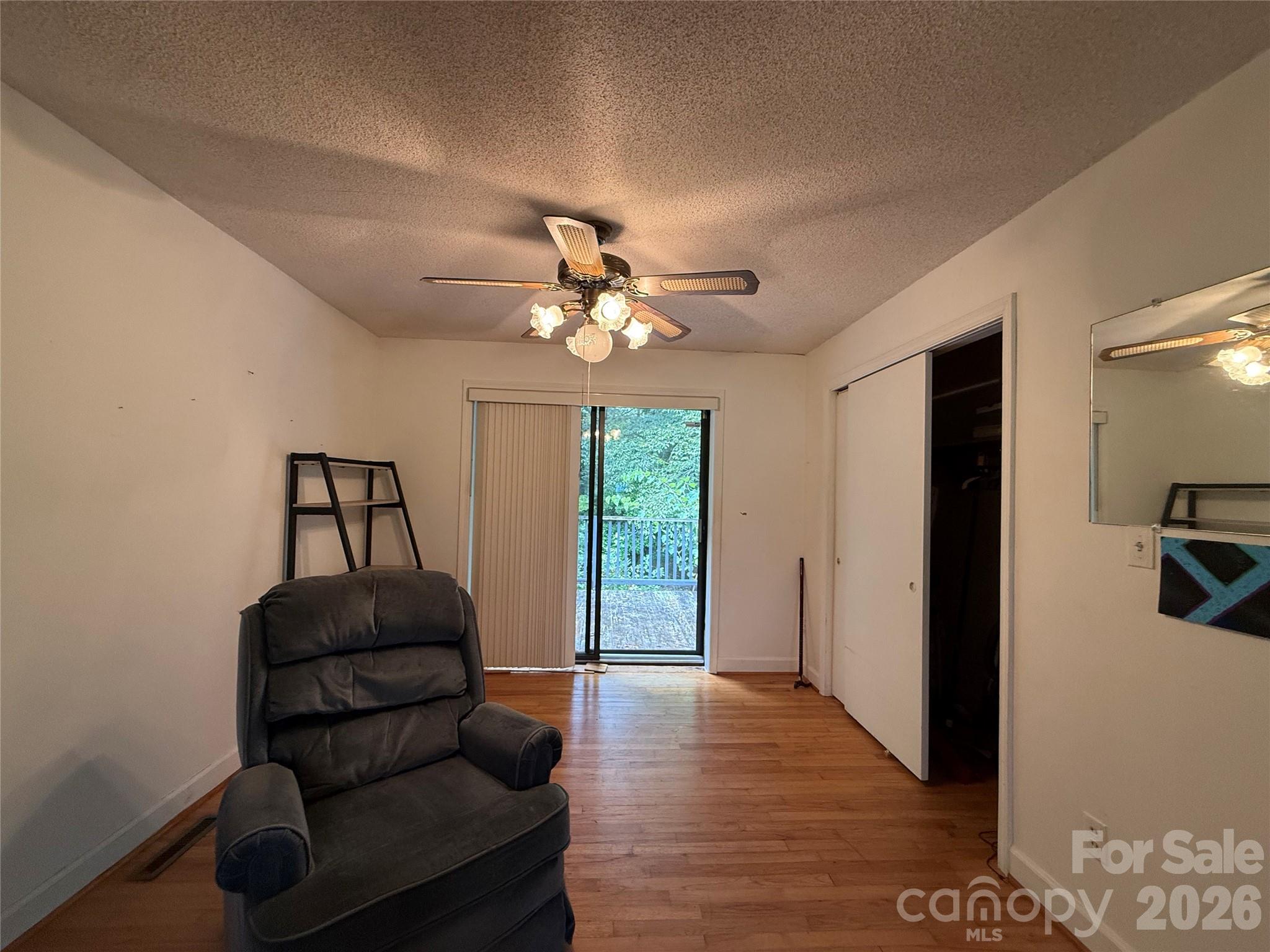 75 Enchantment Circle Property Photo 6