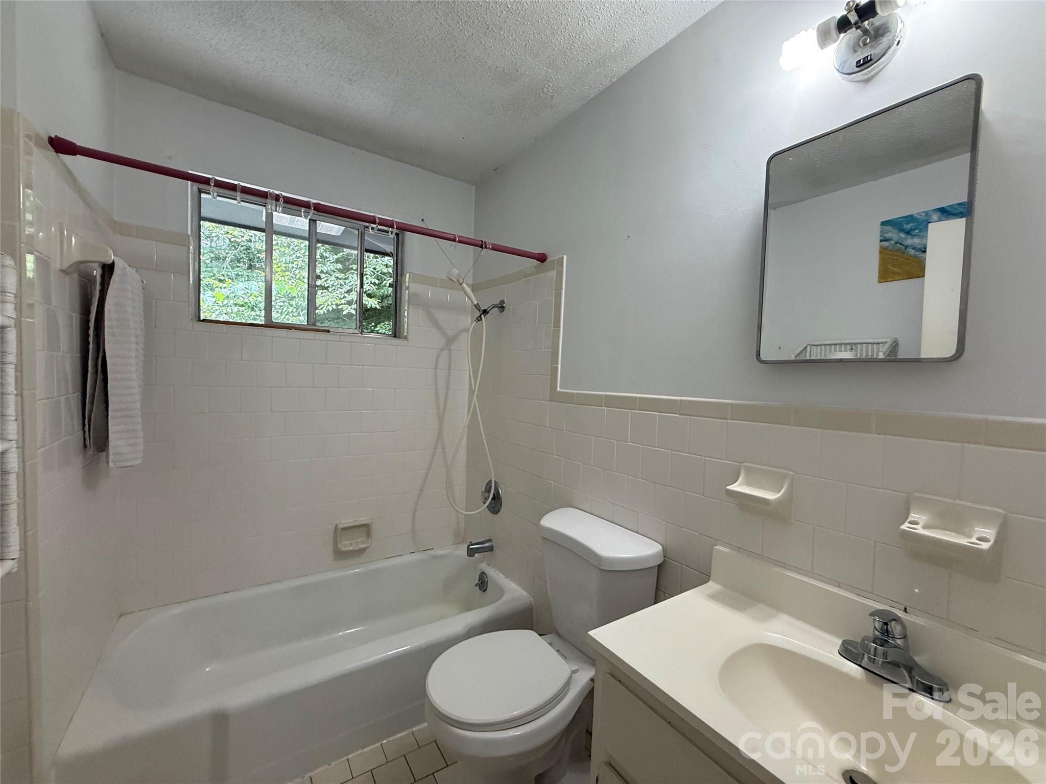 75 Enchantment Circle Property Photo 11