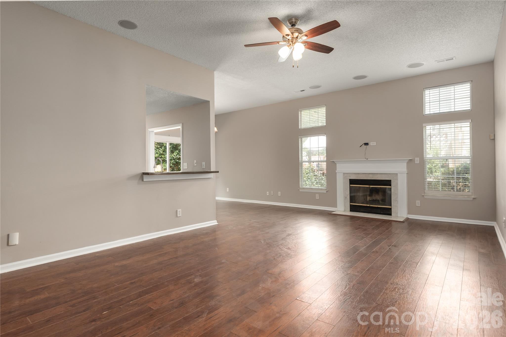 10333 Danesway Lane Property Photo 4