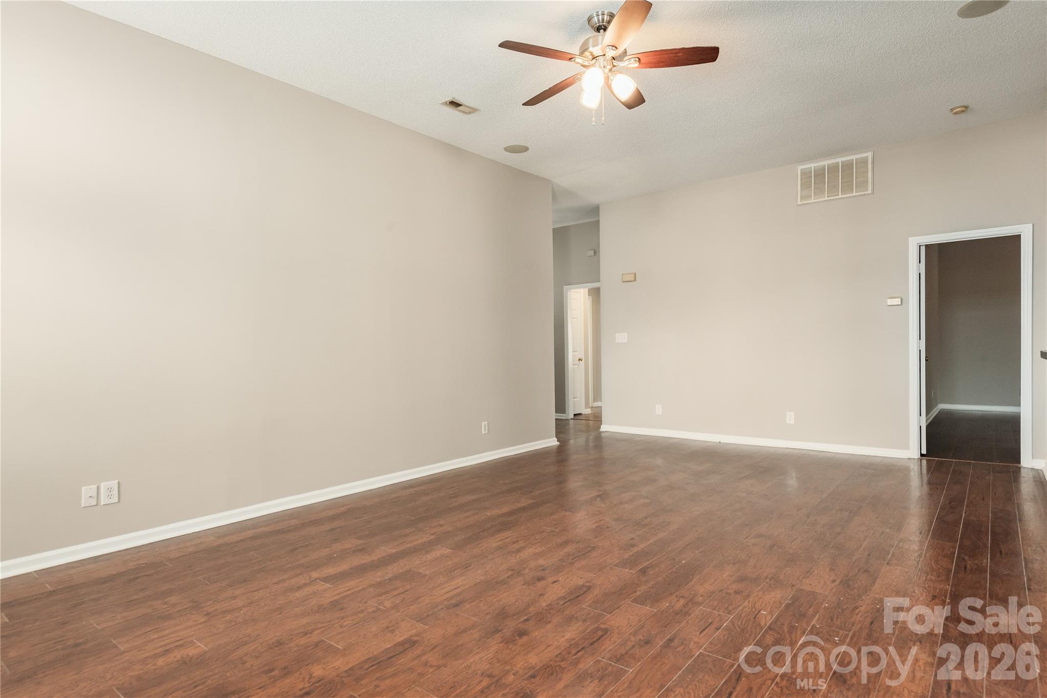 10333 Danesway Lane Property Photo 6