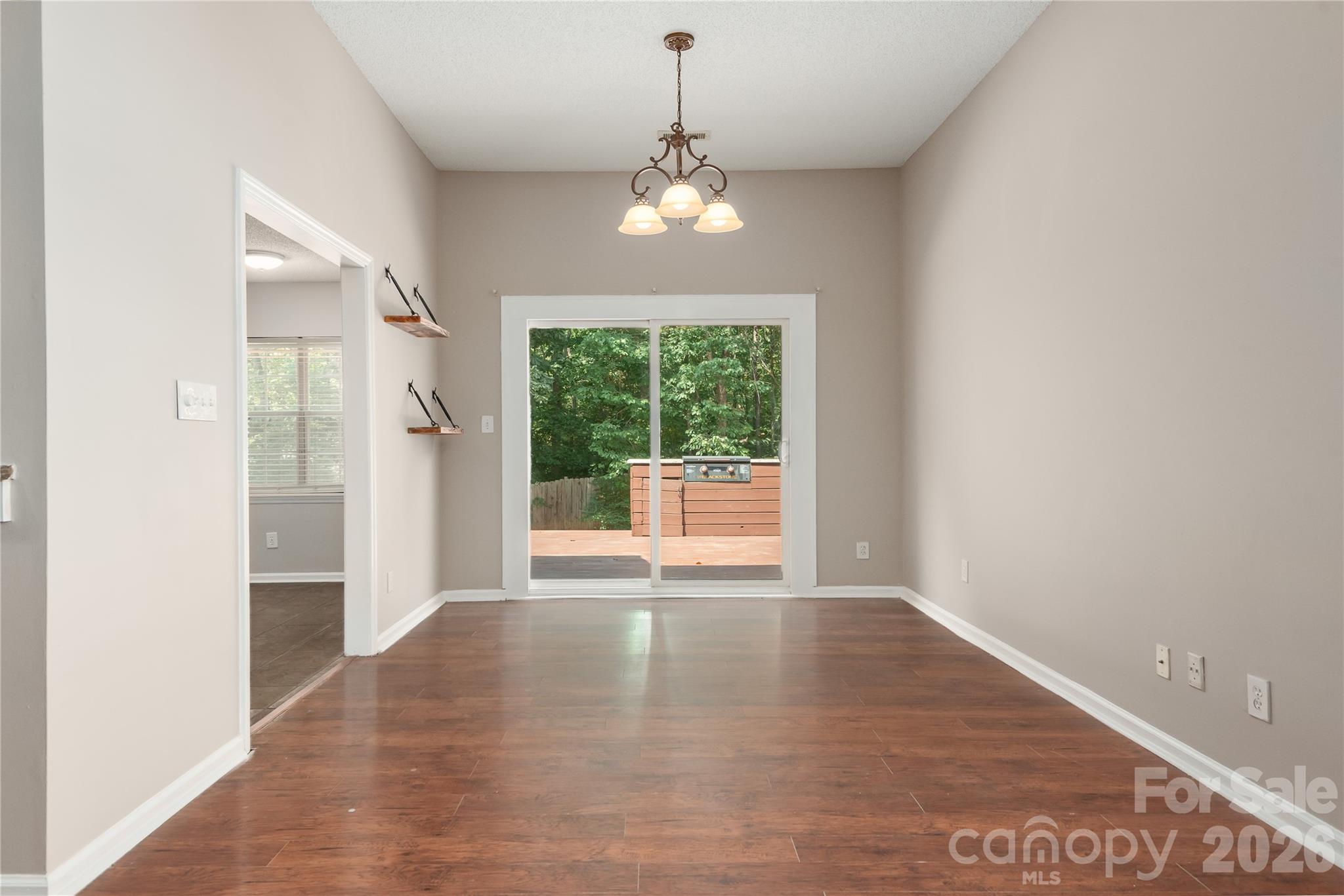 10333 Danesway Lane Property Photo 7