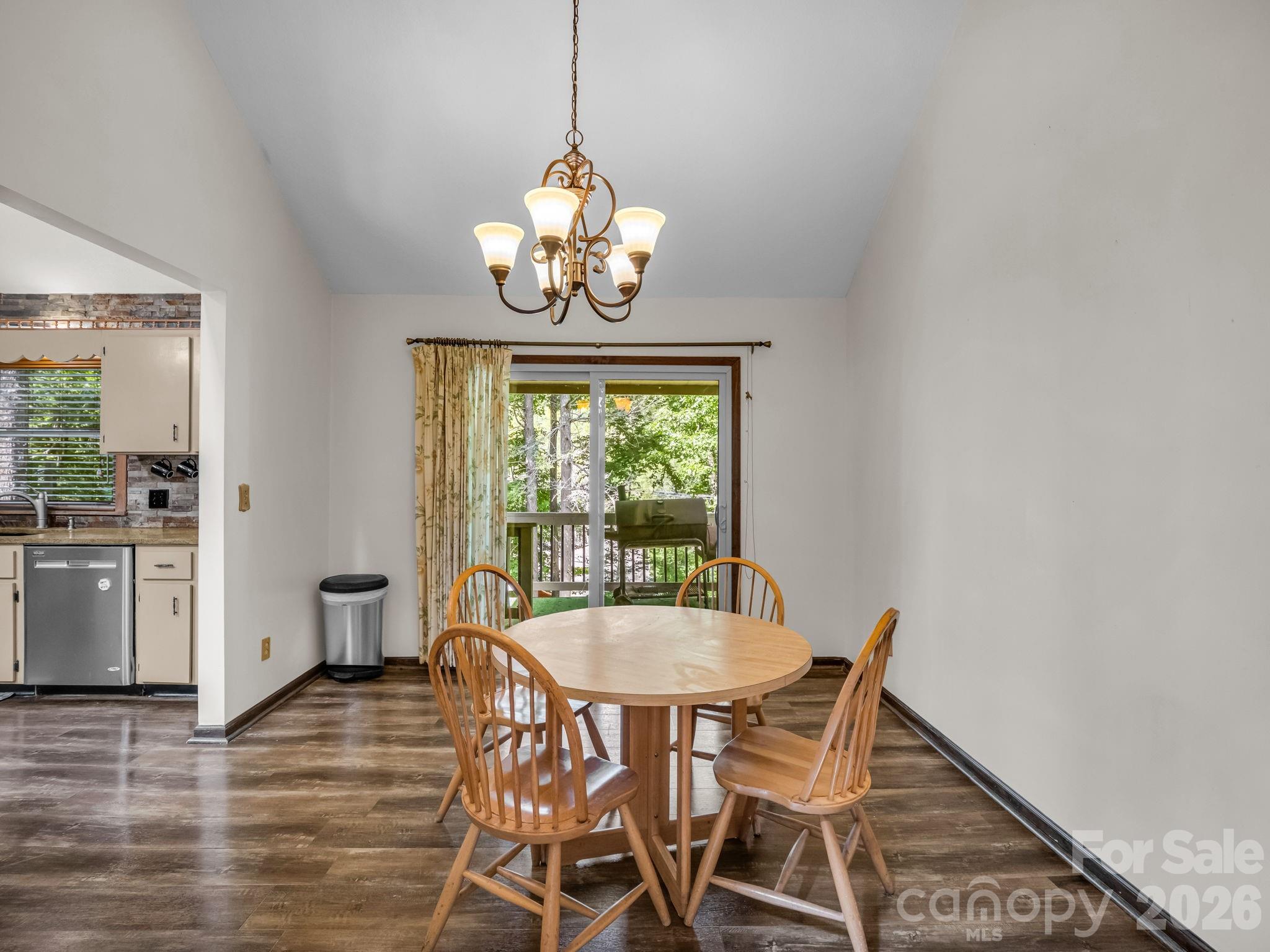111 Buckeye Road Property Photo 6