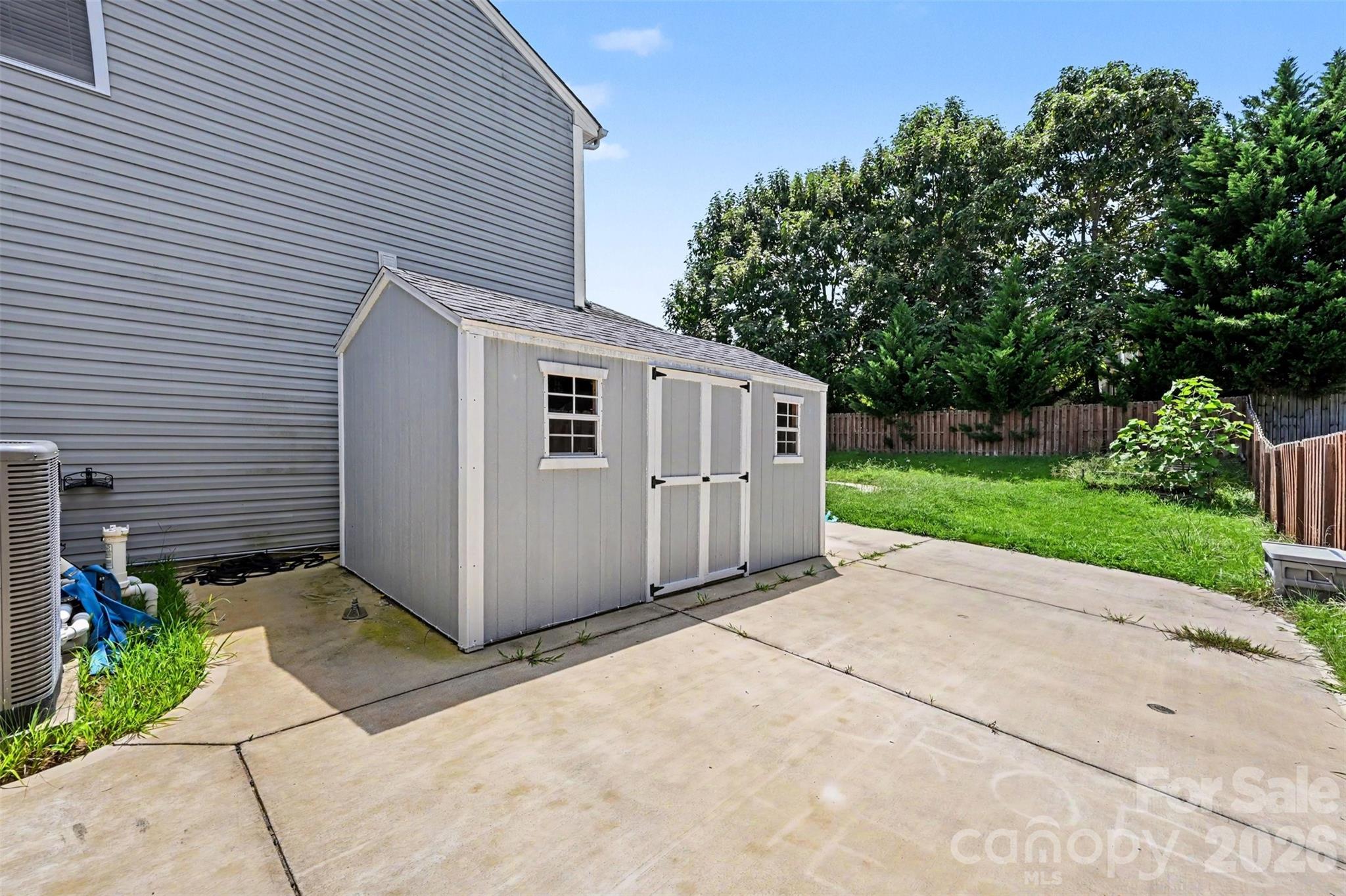 2122 Gillette Drive Property Photo 5