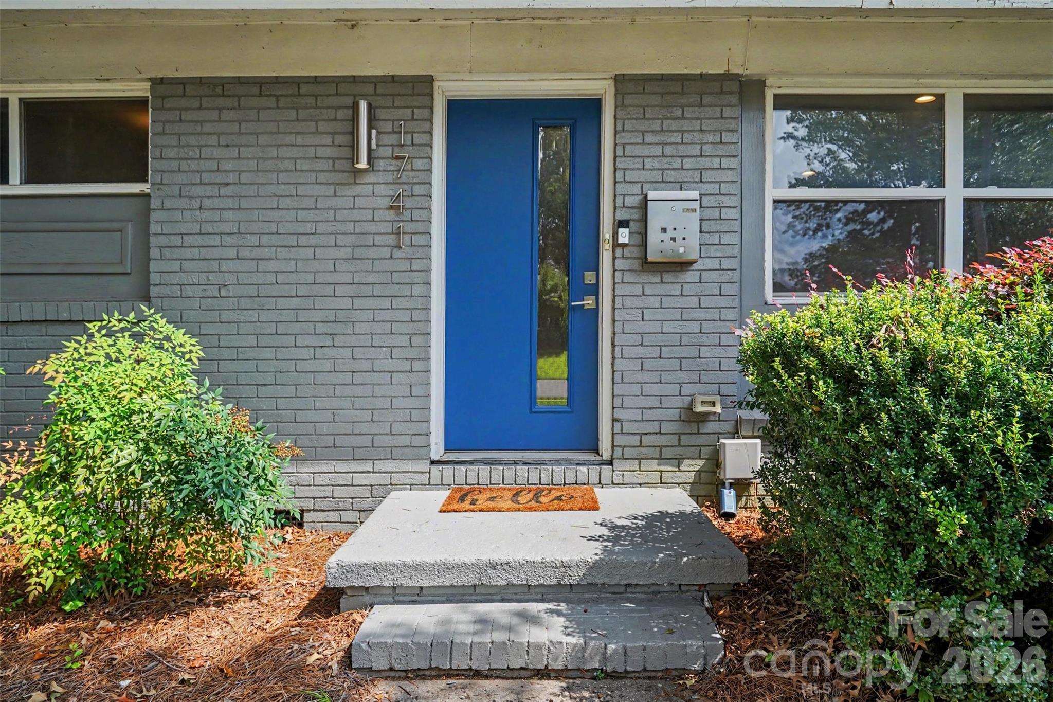 1741 Herrin Avenue Property Photo 4