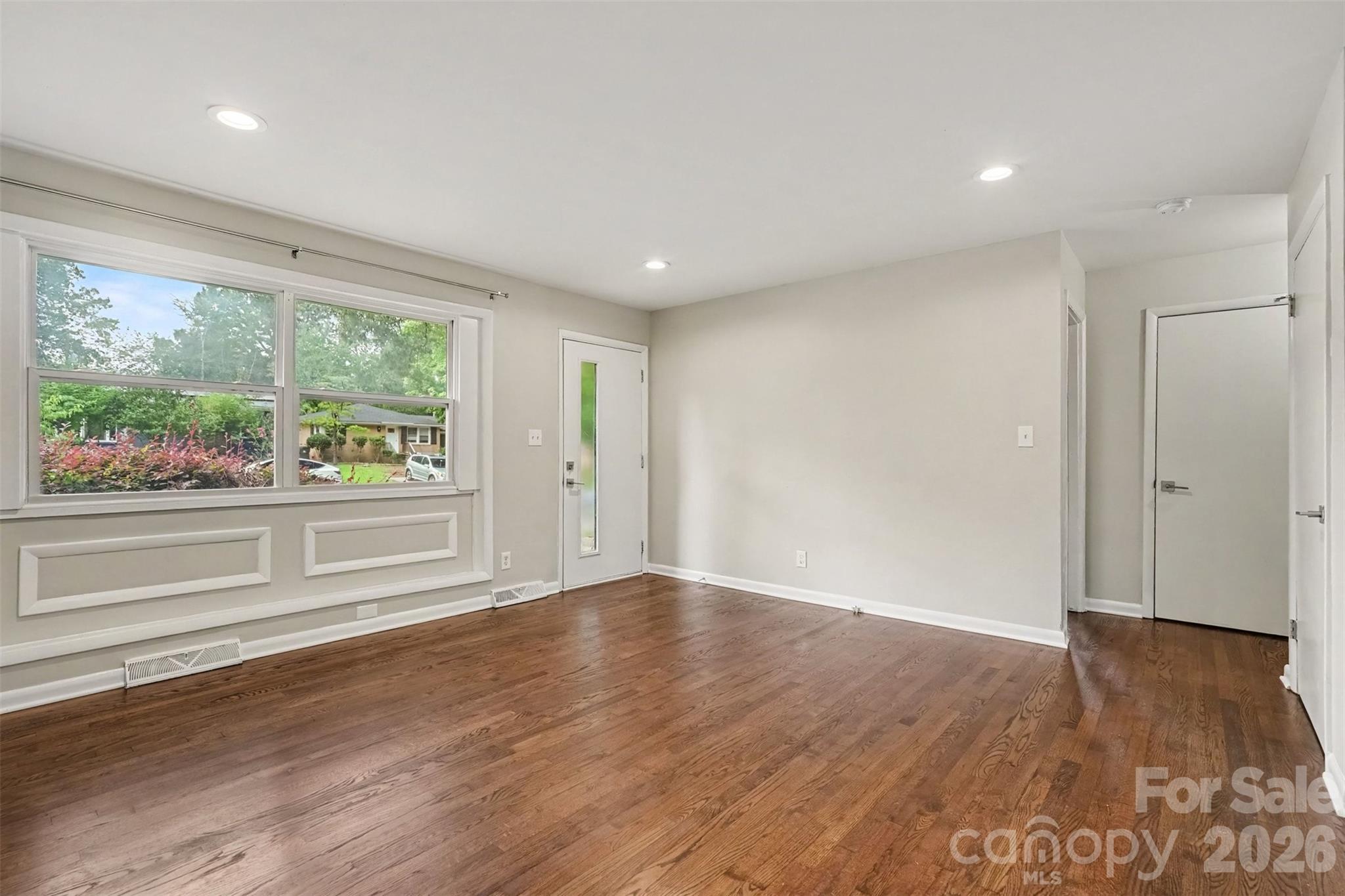 1741 Herrin Avenue Property Photo 6