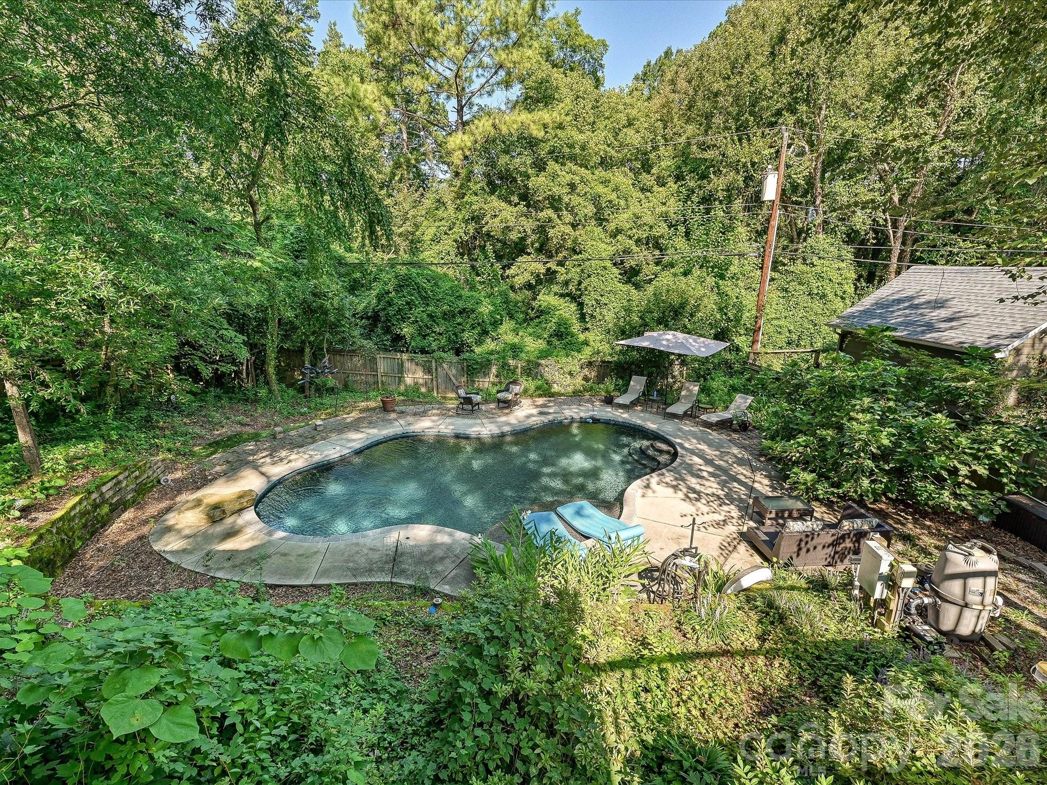 1538 Sterling Road Property Photo 4