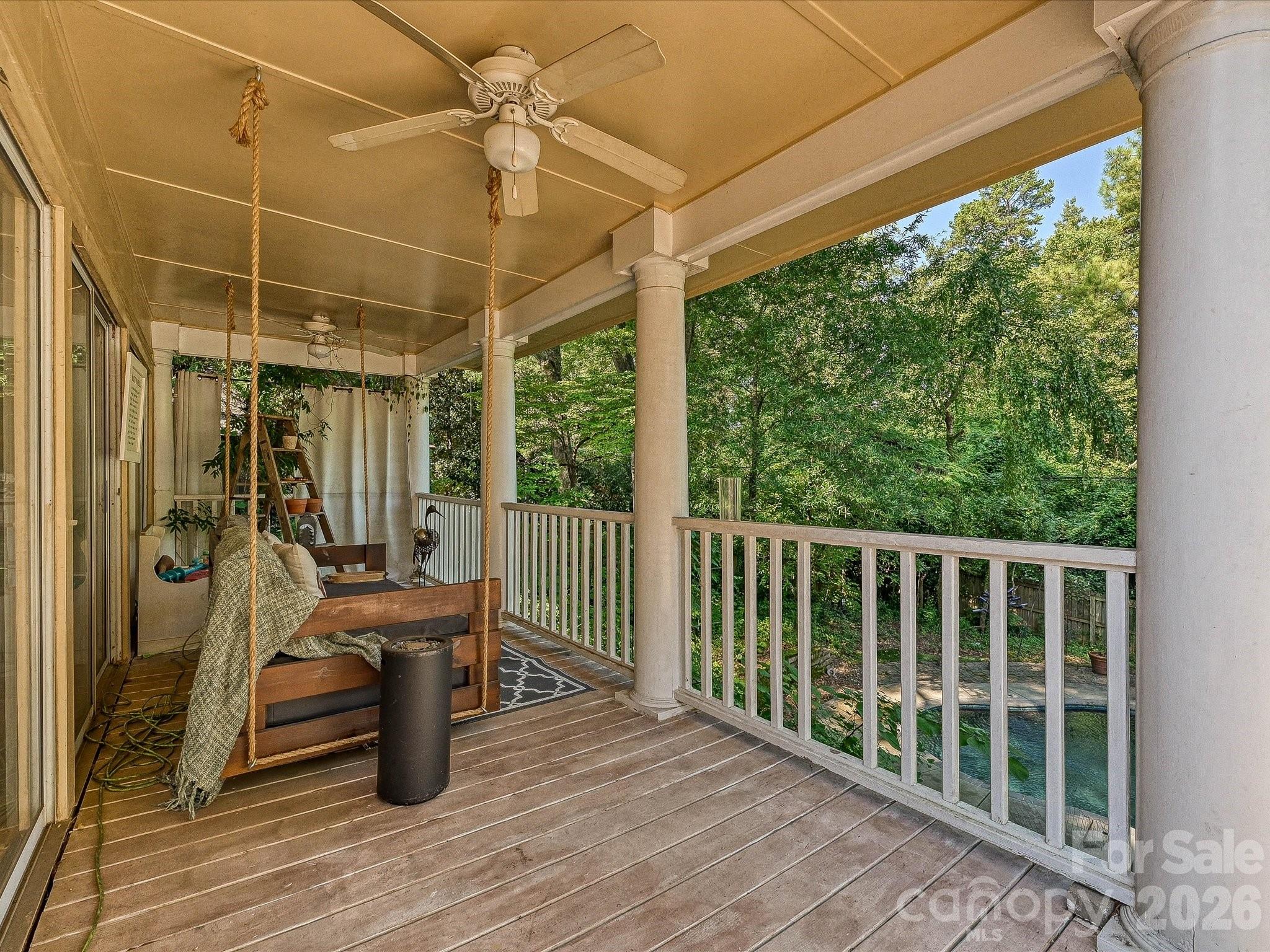 1538 Sterling Road Property Photo 6