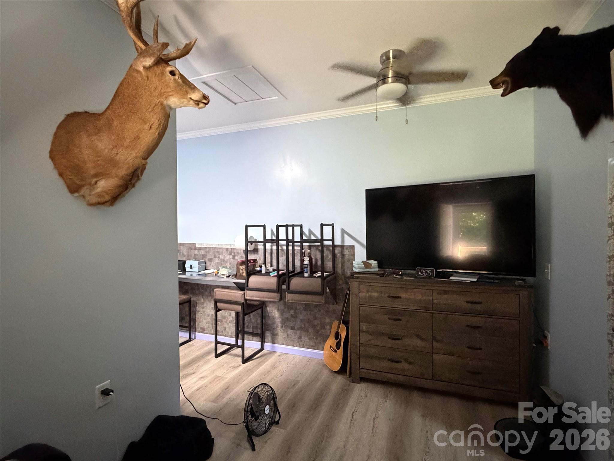 430 S Main Avenue Property Photo 14