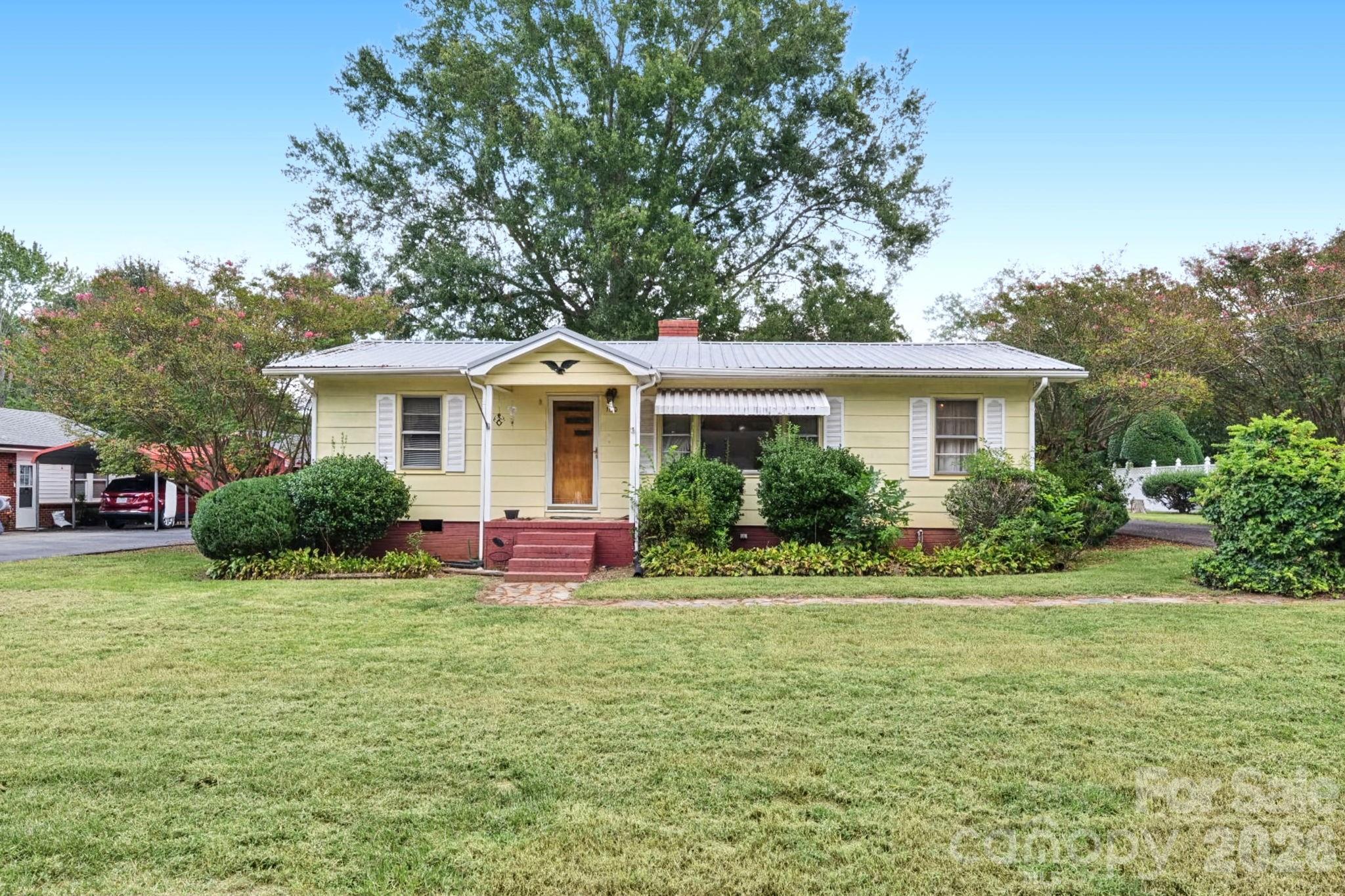 100 Dallas Street Property Photo 2