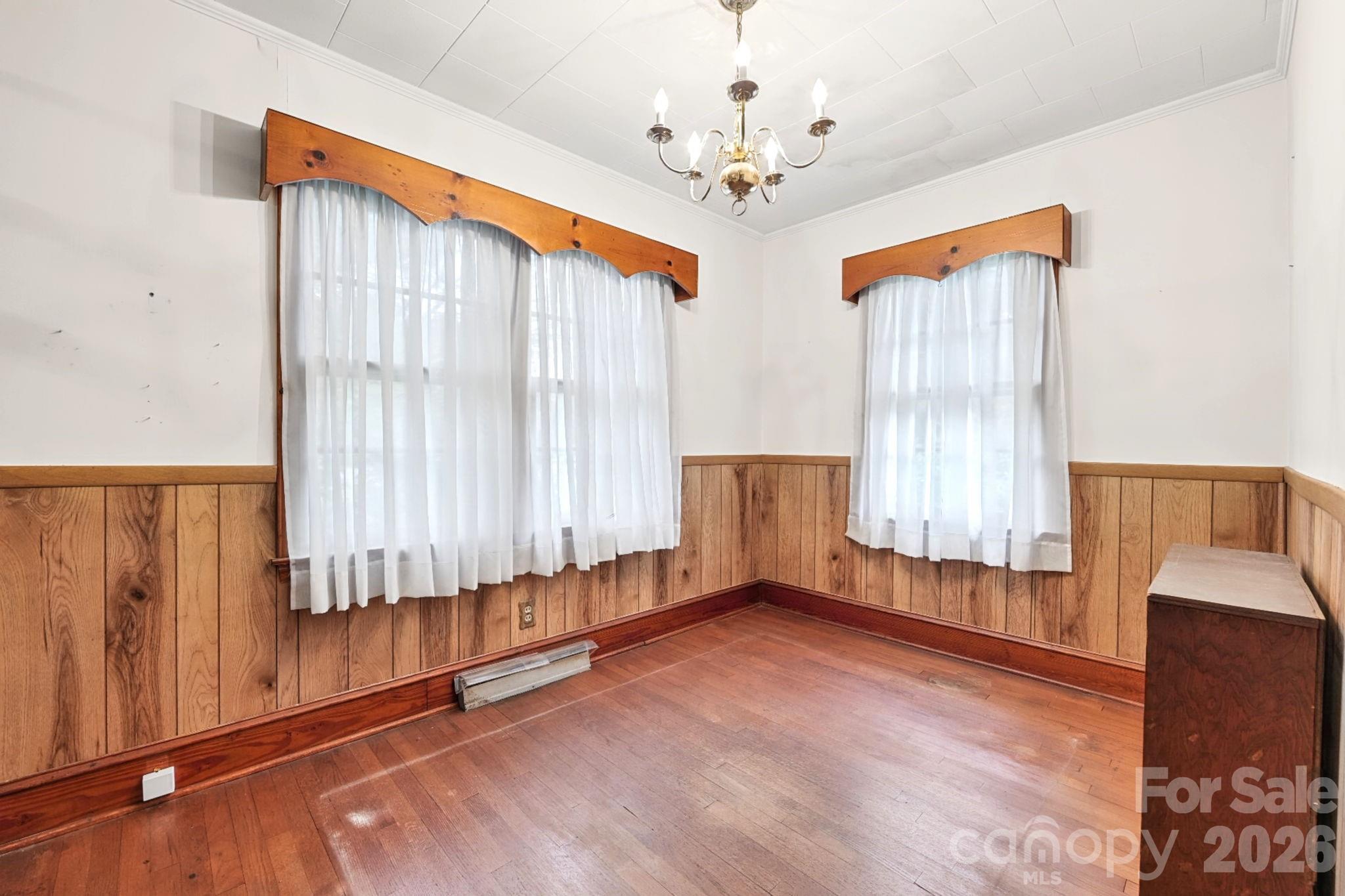 100 Dallas Street Property Photo 11