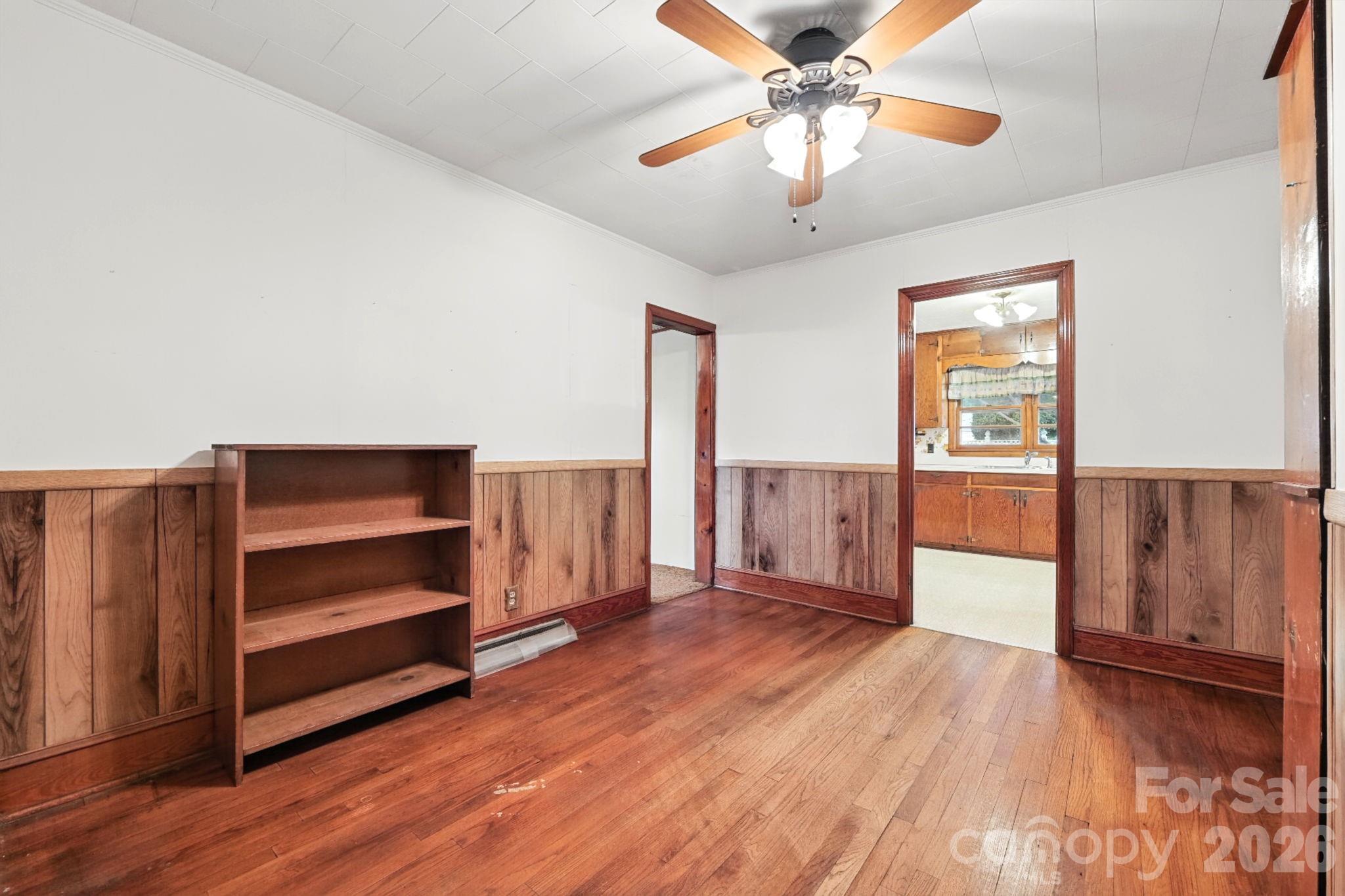 100 Dallas Street Property Photo 15